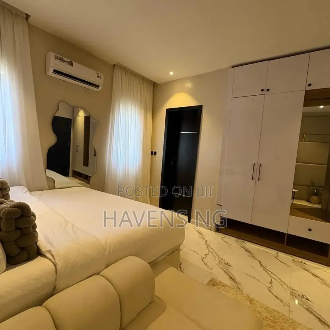 3-Bedroom Penthouse With Private Cinema and Pool