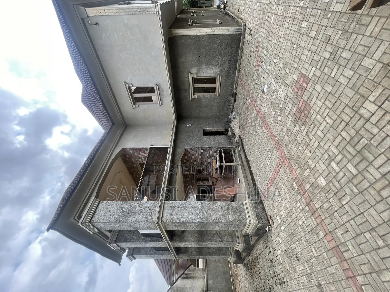 4bdrm Duplex in Gwarimpa Extension, Gwarinpa for sale