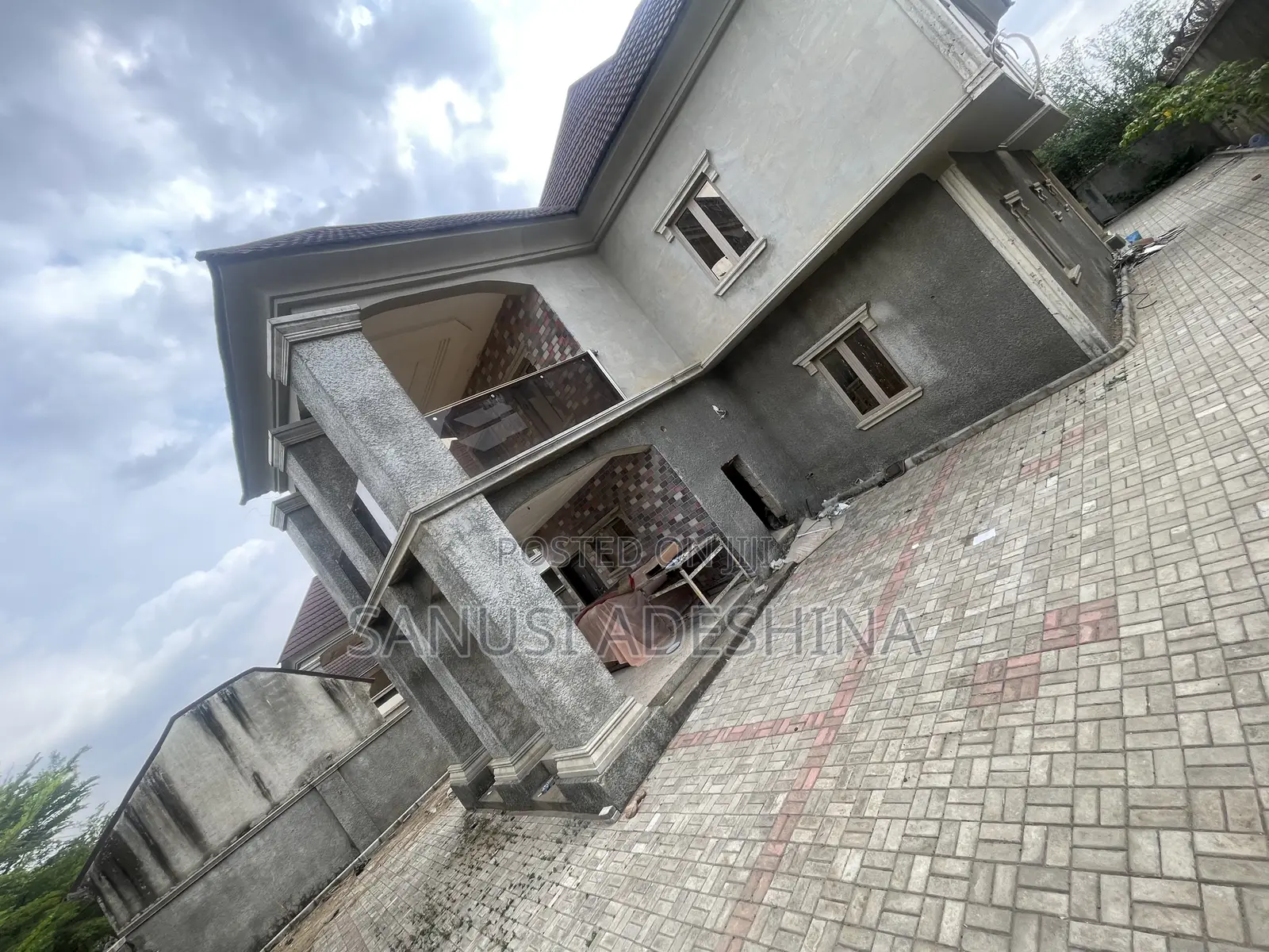 4bdrm Duplex in Gwarimpa Extension, Gwarinpa for sale