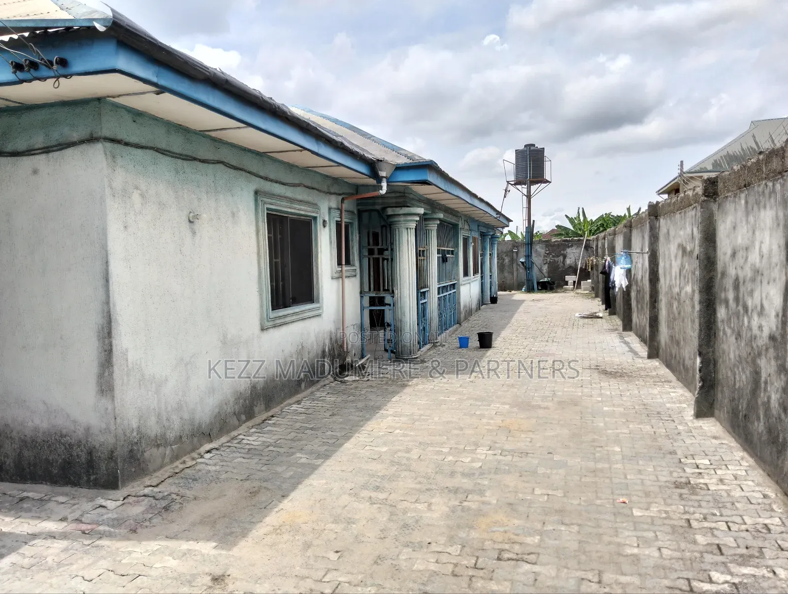 4bdrm Block of Flats in Rumuodomaya , Port for sale