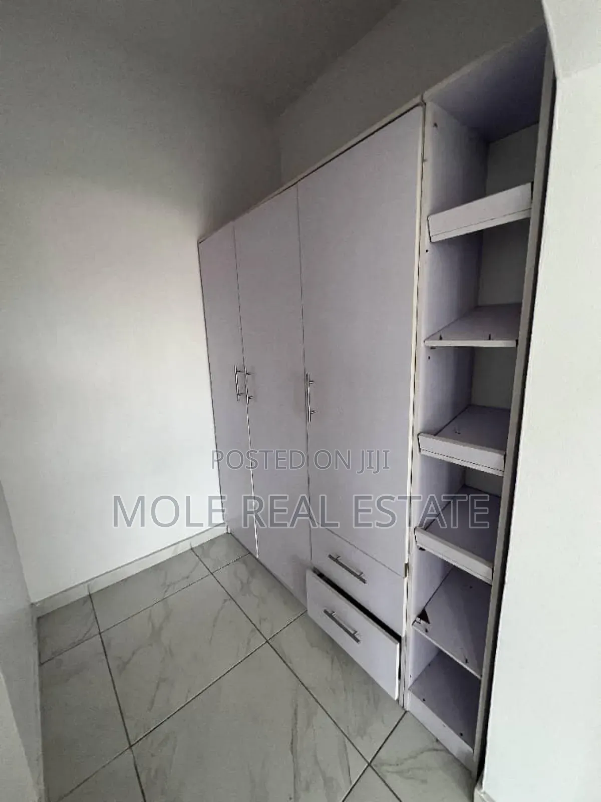 9bdrm Duplex in Egbeda for sale