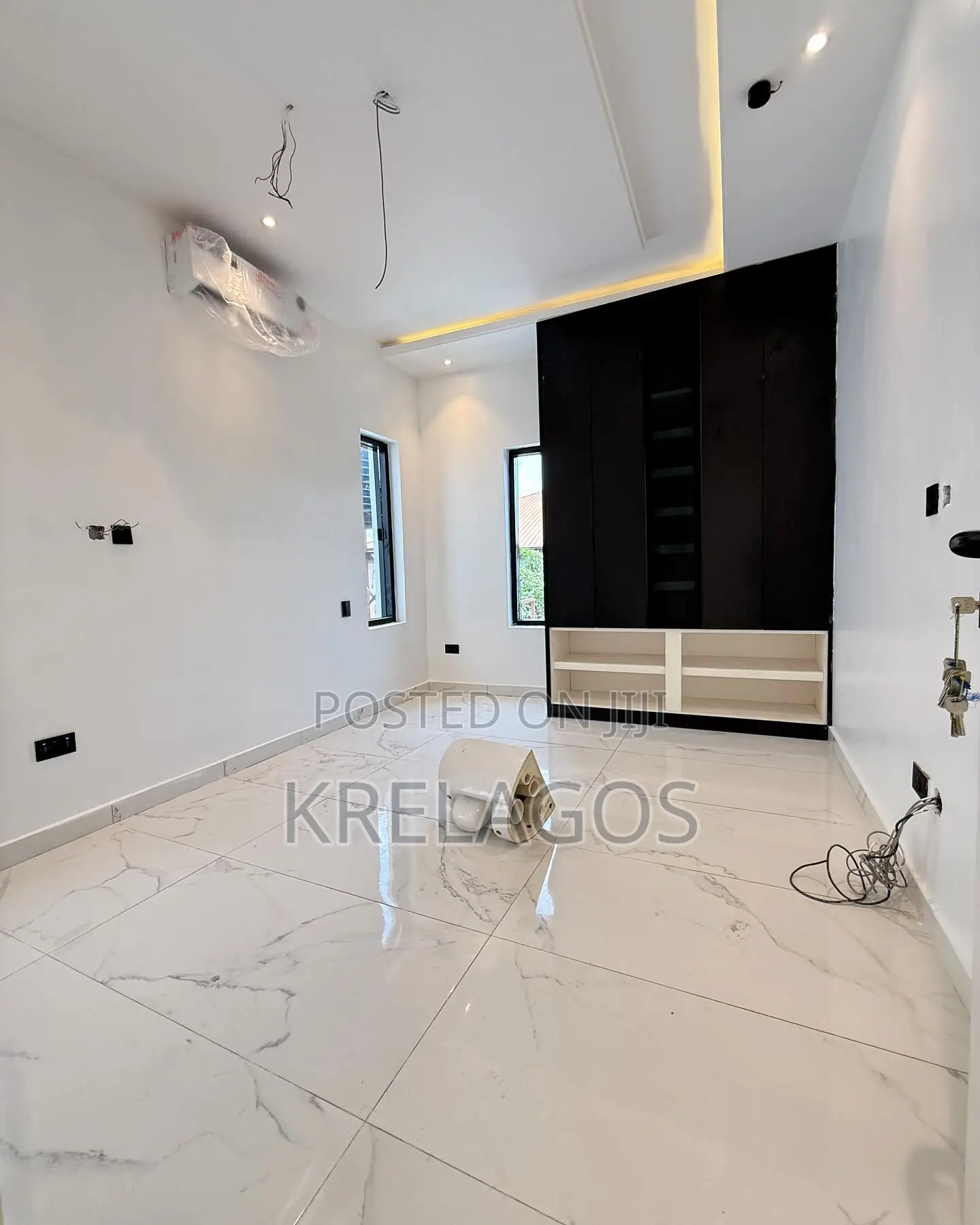 4bdrm Duplex in Lekki Phase 1 for sale