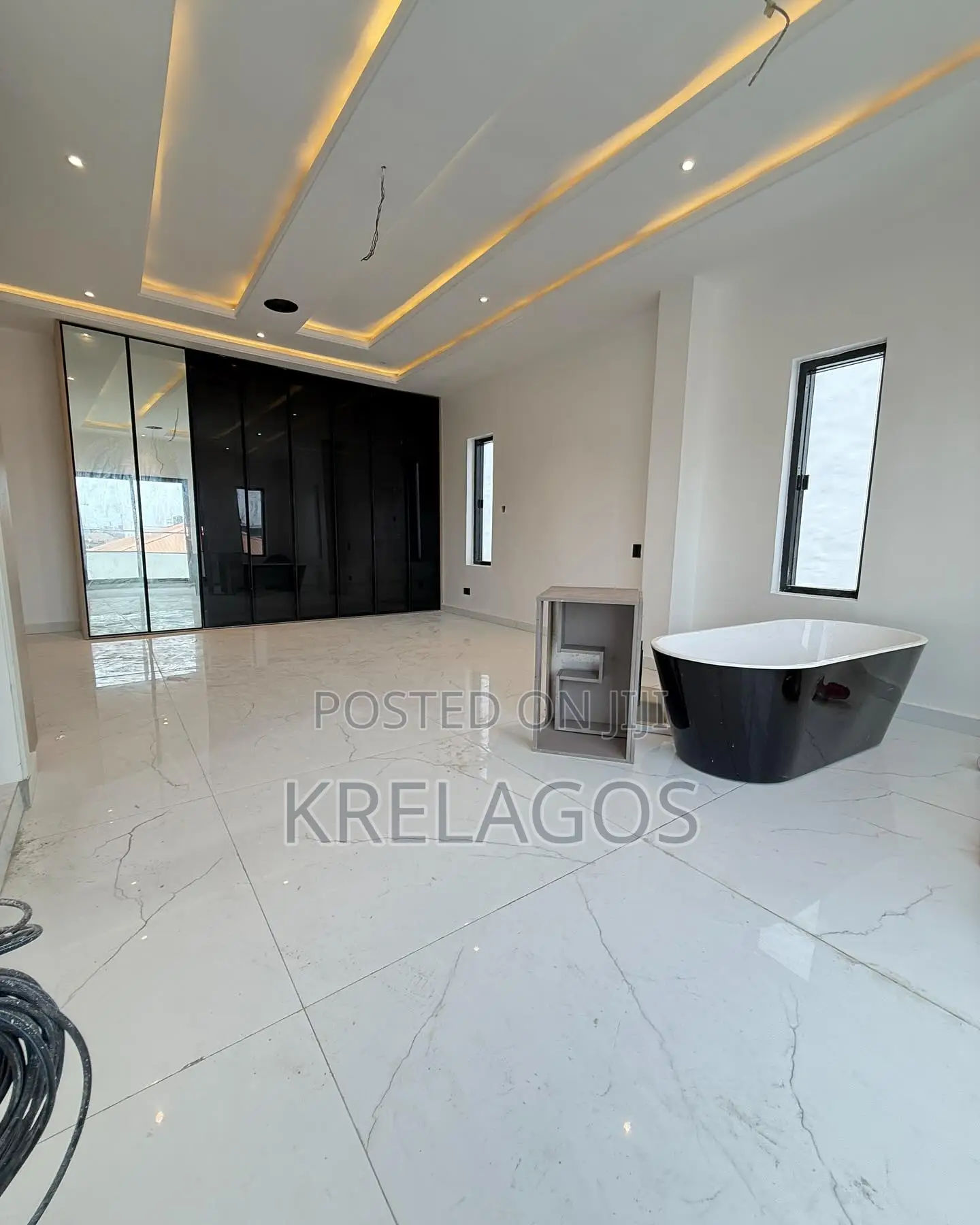 4bdrm Duplex in Lekki Phase 1 for sale