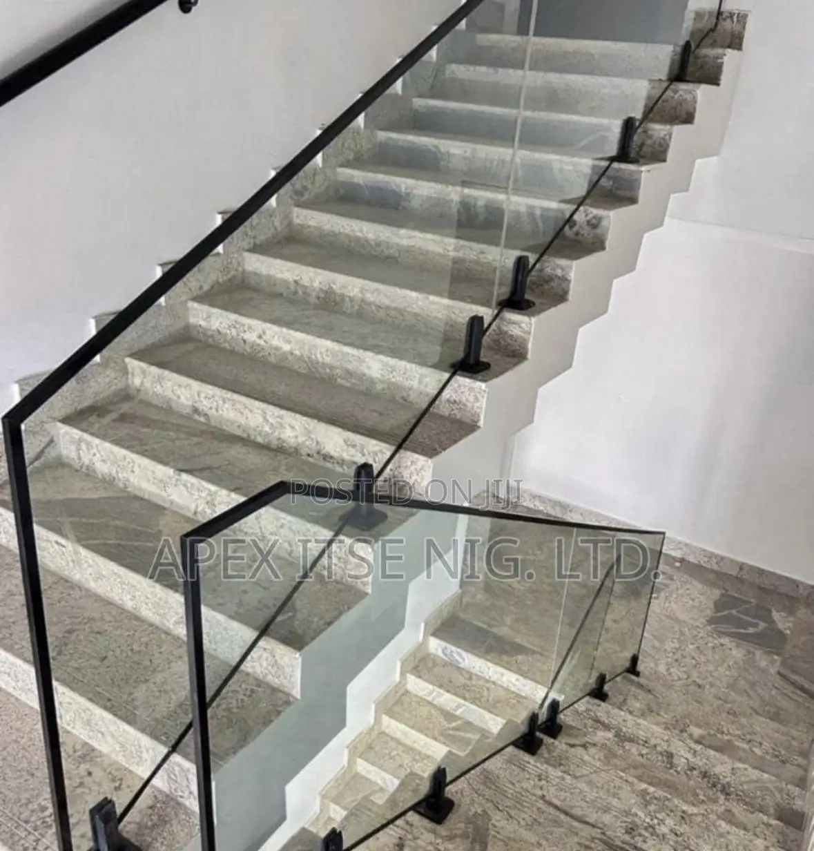 Luxury Interior Staircase Glass Rails