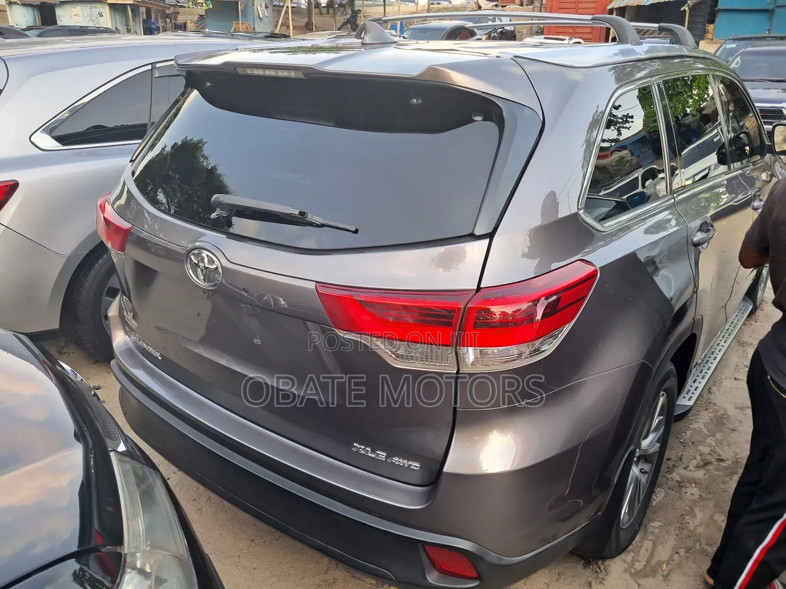 Toyota Highlander Limited 4dr SUV AWD (3.5L 6cyl 6A) 2015 Gray
