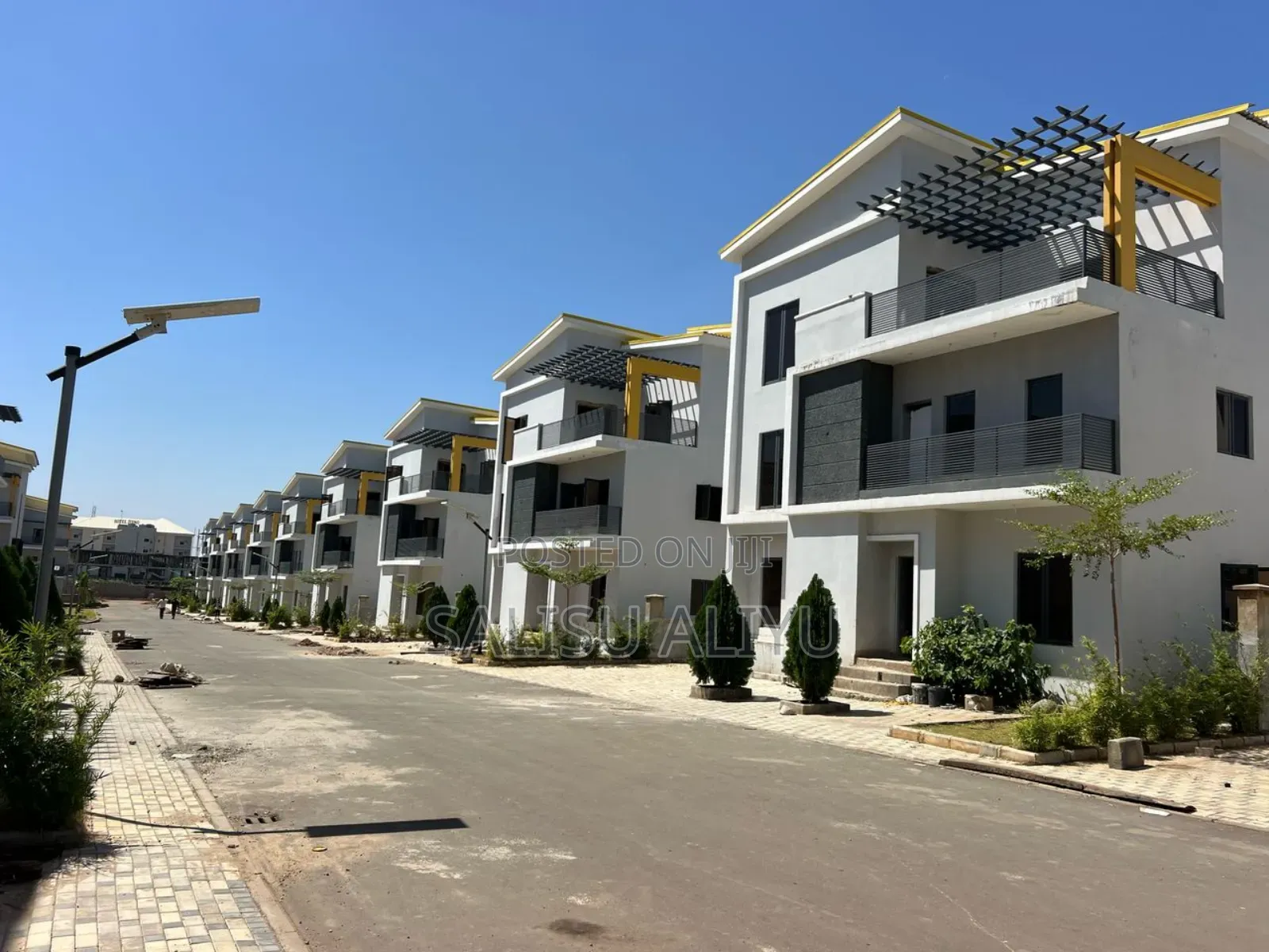 5bdrm Duplex in Katampe for sale