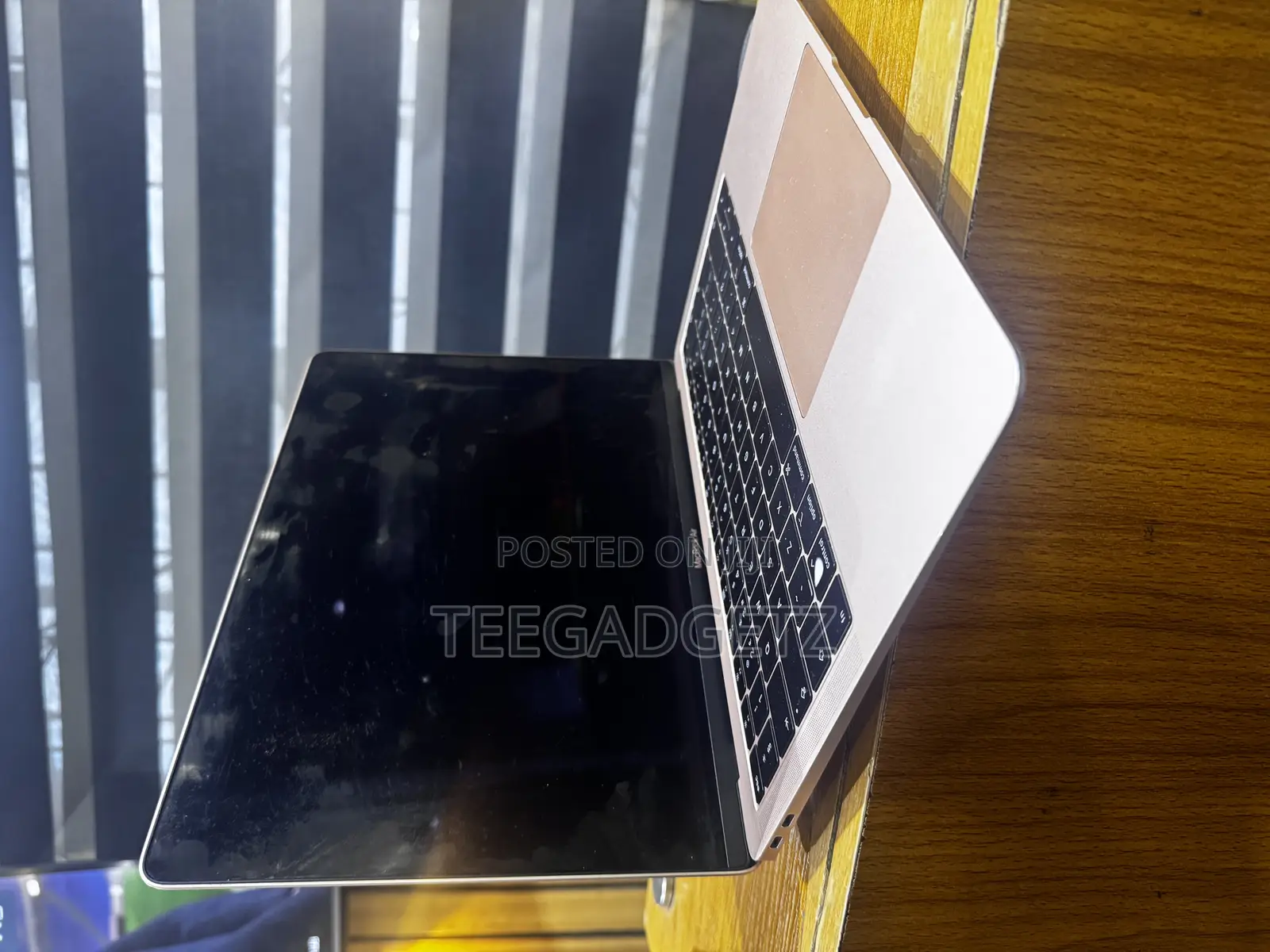 Laptop Apple MacBook Air 2018 8GB Intel Core i5 SSD 128GB