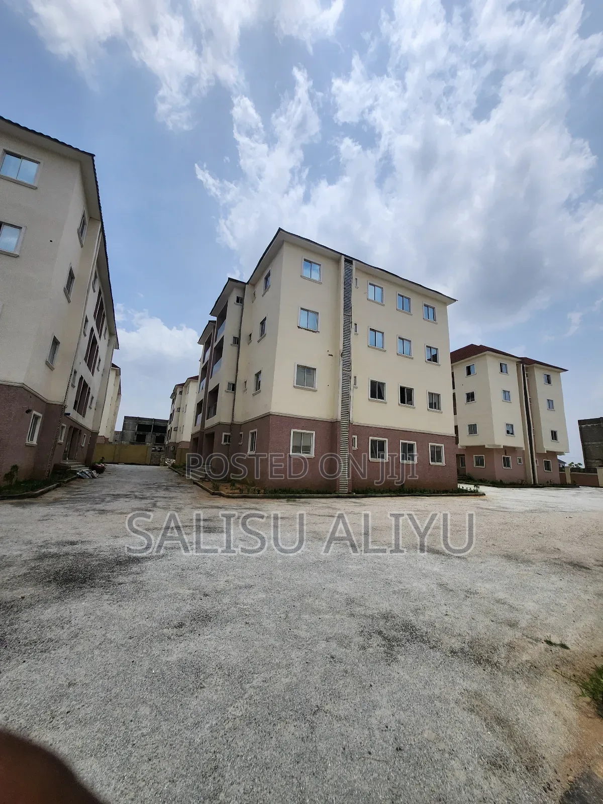 2bdrm Apartment in Mbora/ Idu for sale