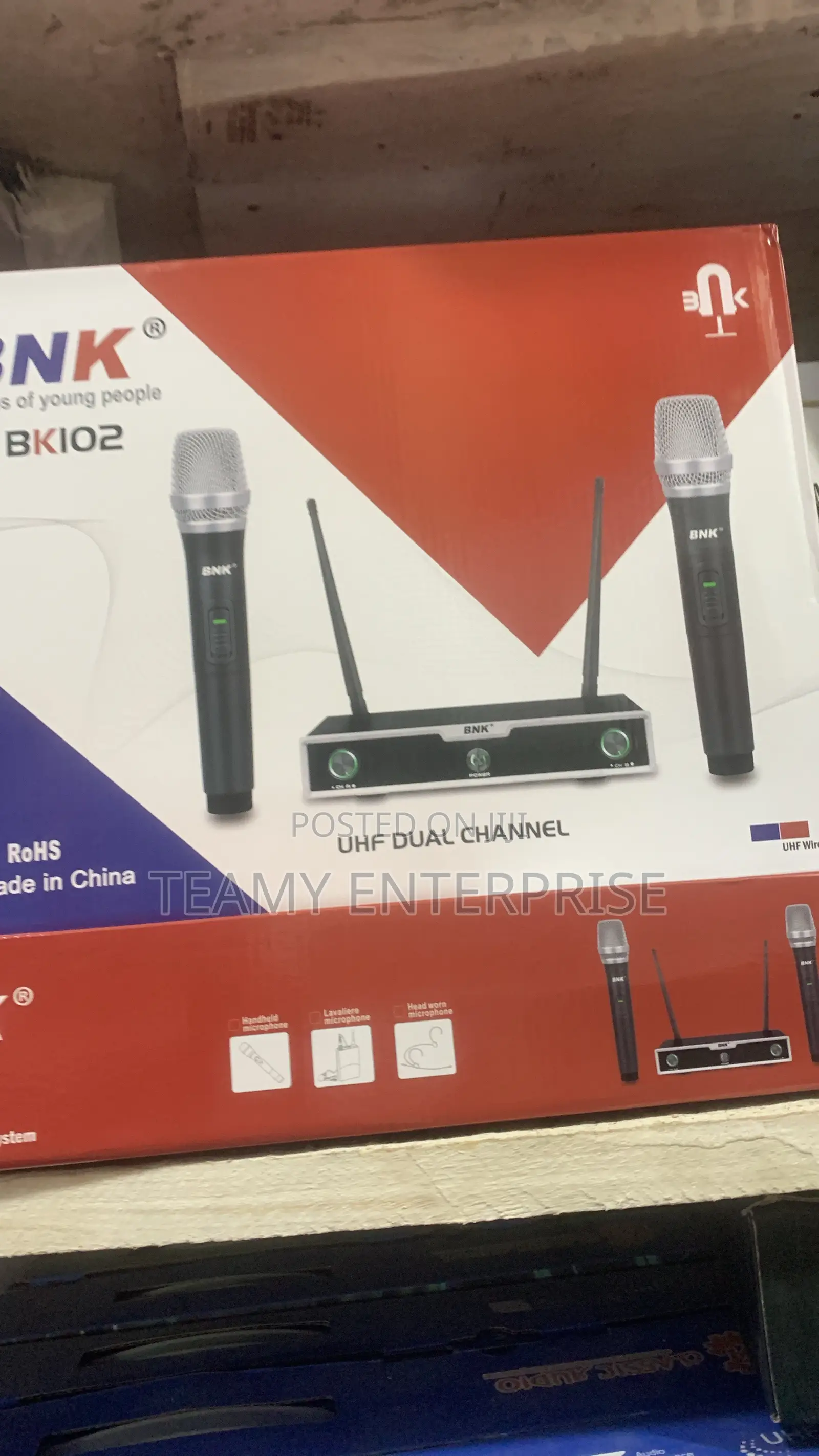 BNK Wireless Microphone Bk-102 With Two Microphones
