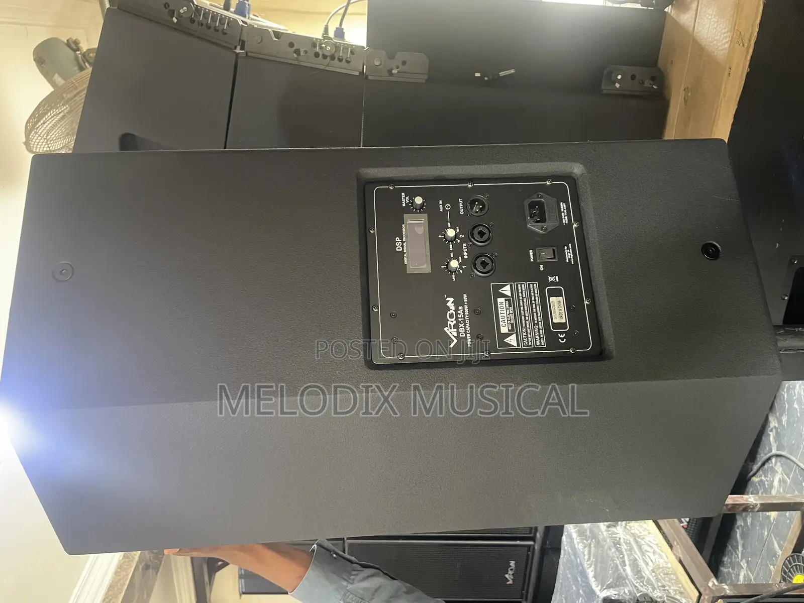 Virgin DBX-15a Powered Specker(Active)