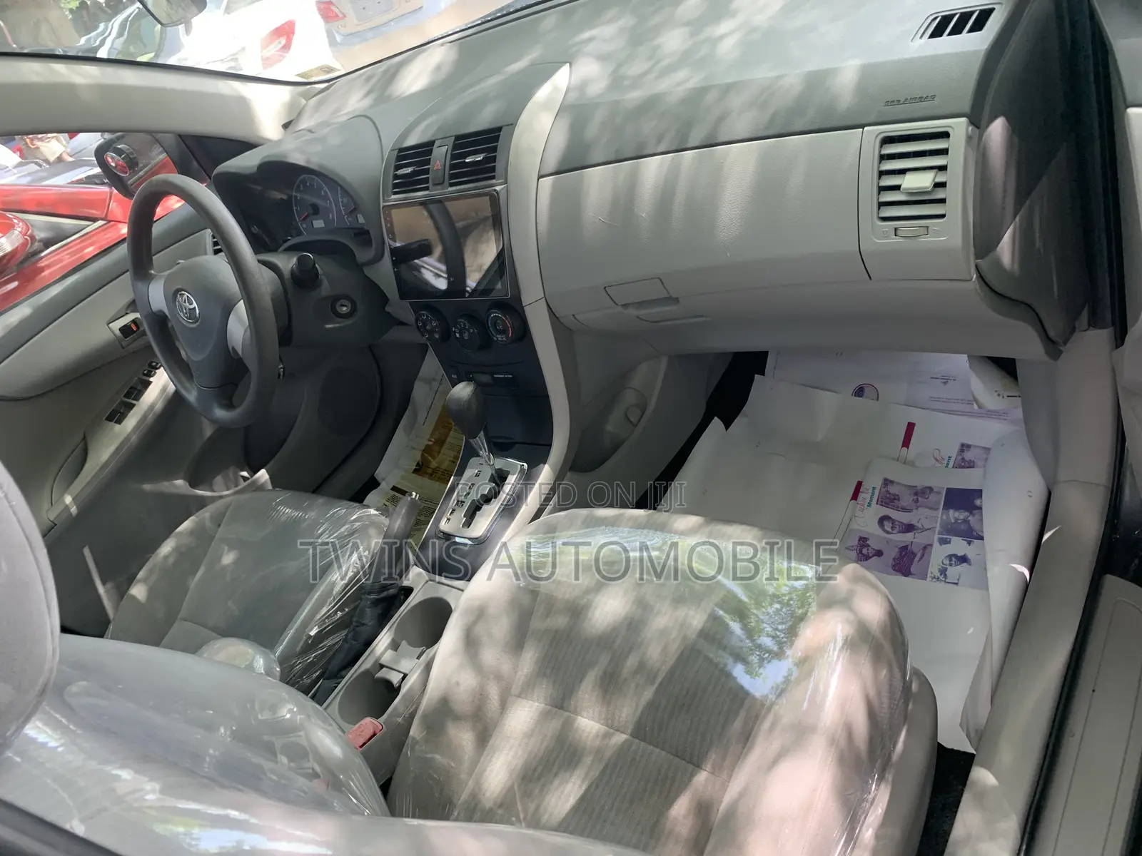 Toyota Corolla LE 4dr Sedan (1.8L 4cyl 4A) 2010 Gray