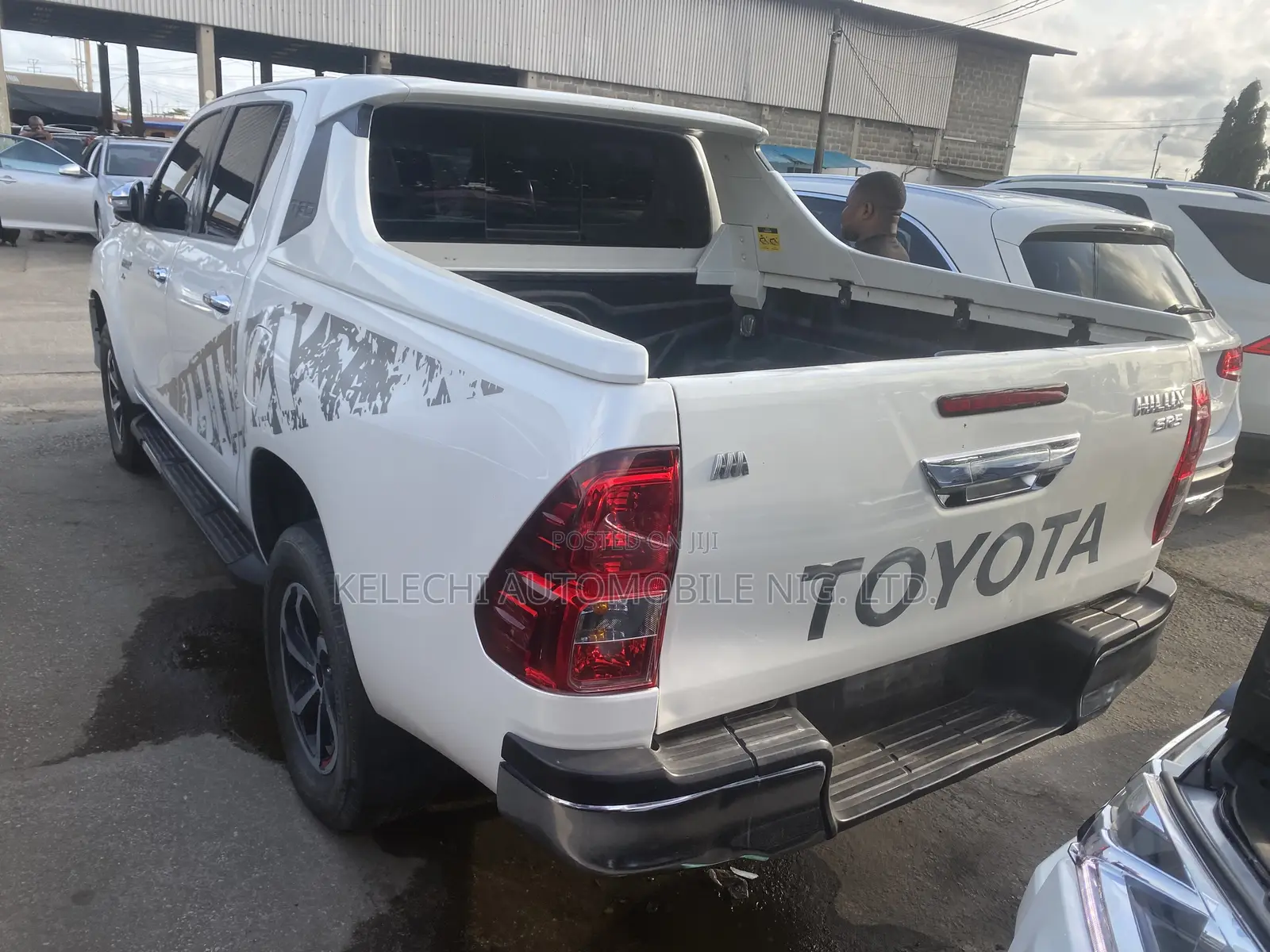 Toyota Hilux SR5+ 4x4 2018 White