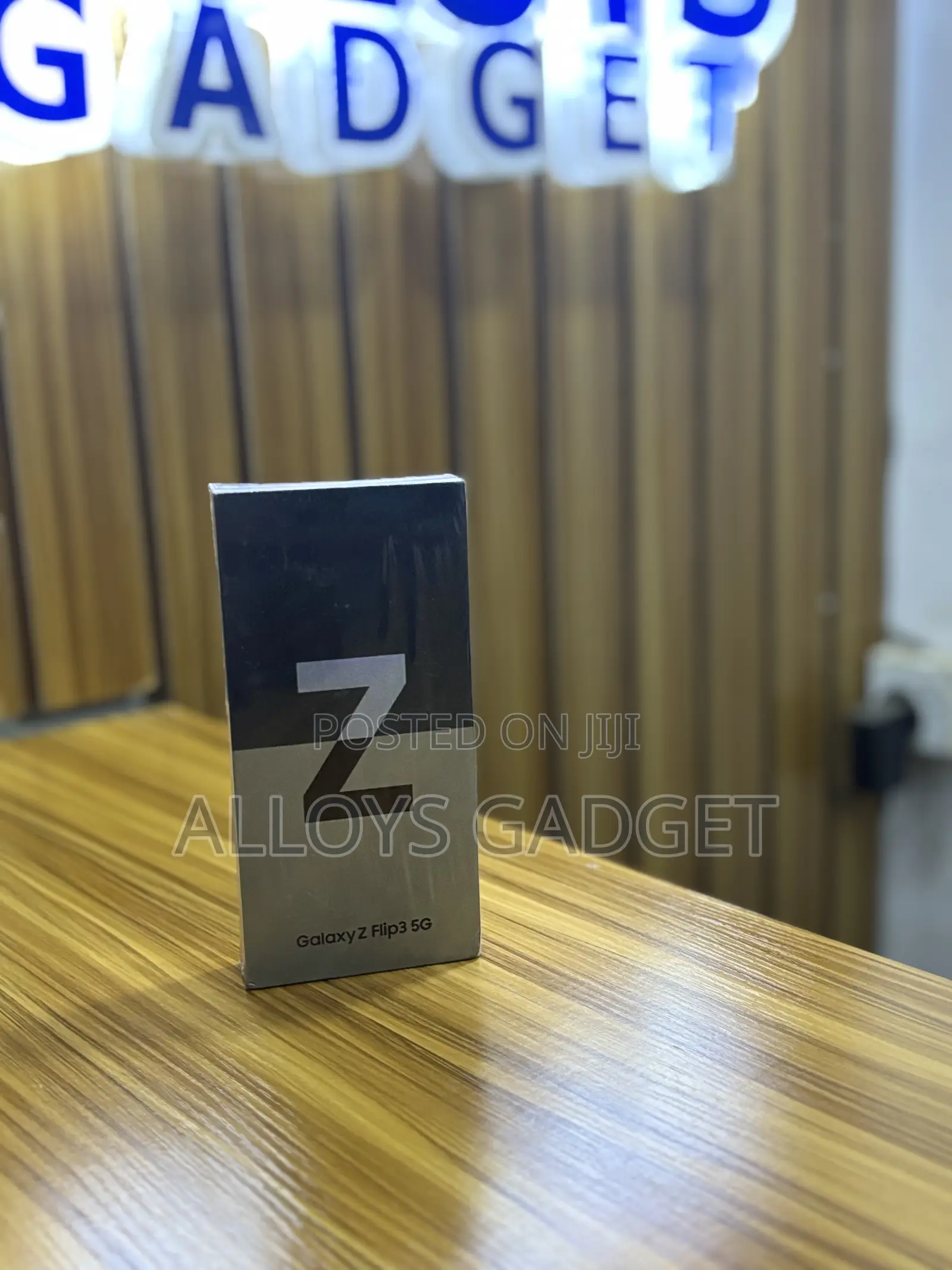 New Samsung Galaxy Z Flip 3 128 GB Black
