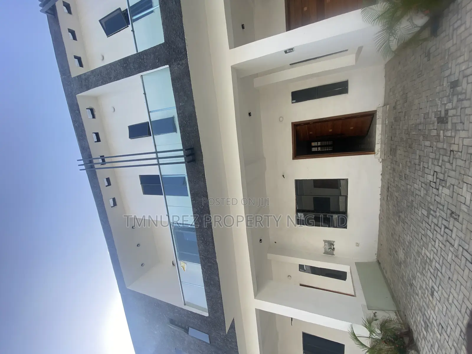 4bdrm Duplex in Harris Drive, Lekki for rent