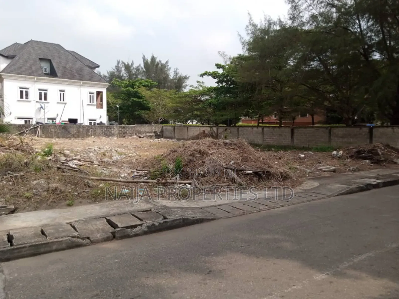 824sqm of Land at Carltongate Estate, Chevron Drive, Lekki