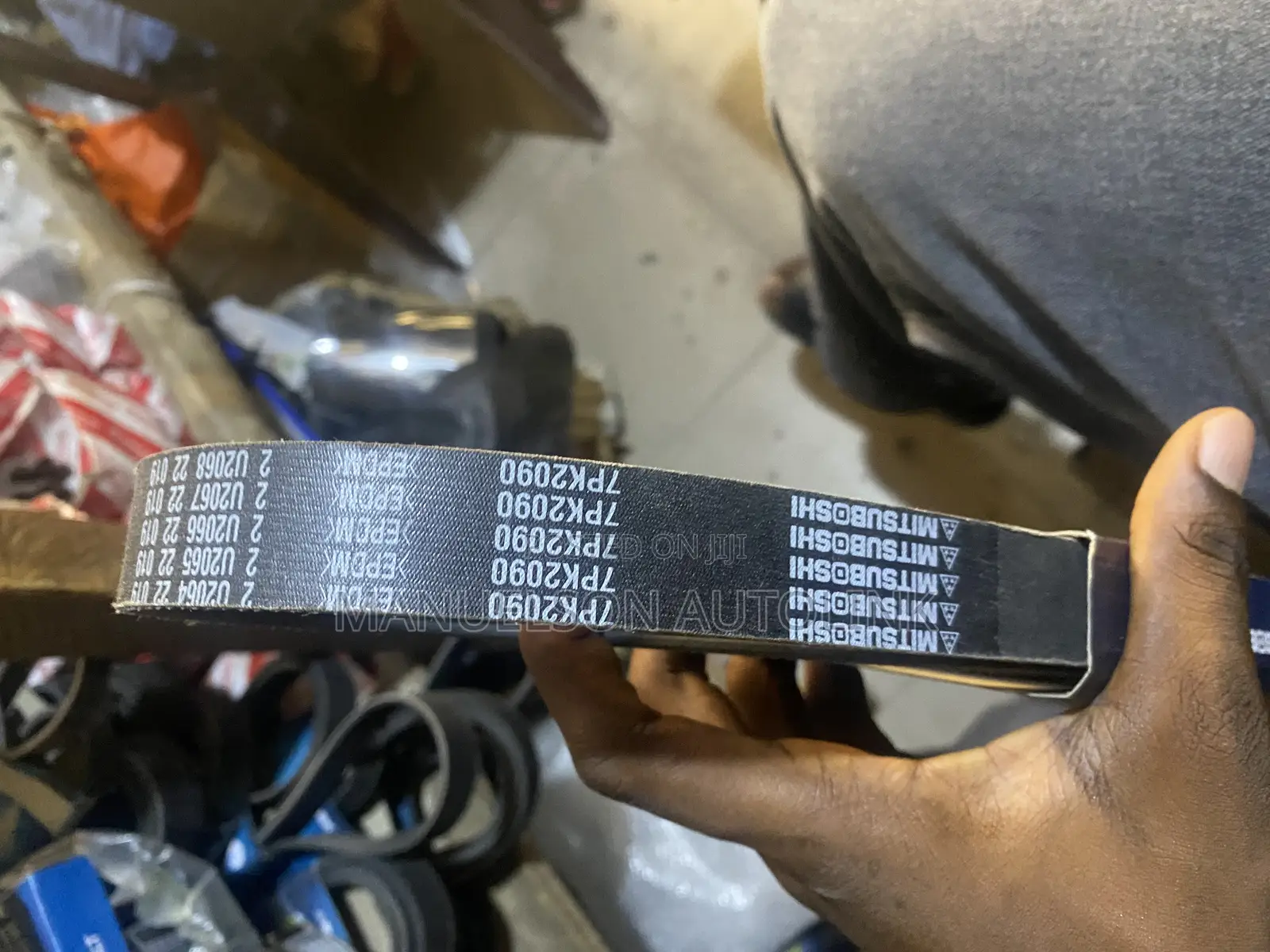 7pk2090 Fan Belt Fit Camry 07-11 Sienna 07-10 Rx350 Es350 V6