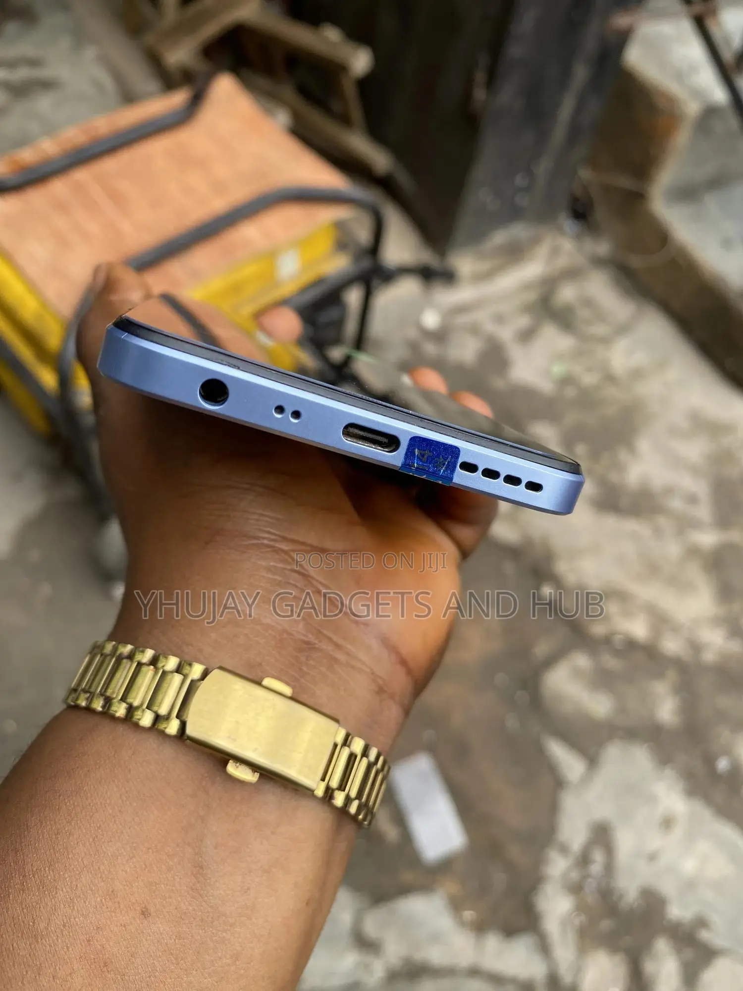 Realme V20 128 GB Blue