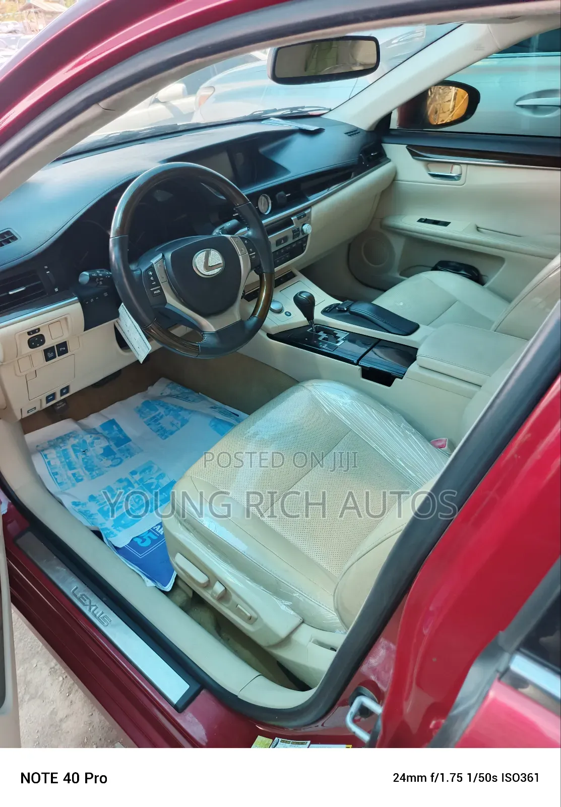 Lexus ES 350 FWD 2013 Red