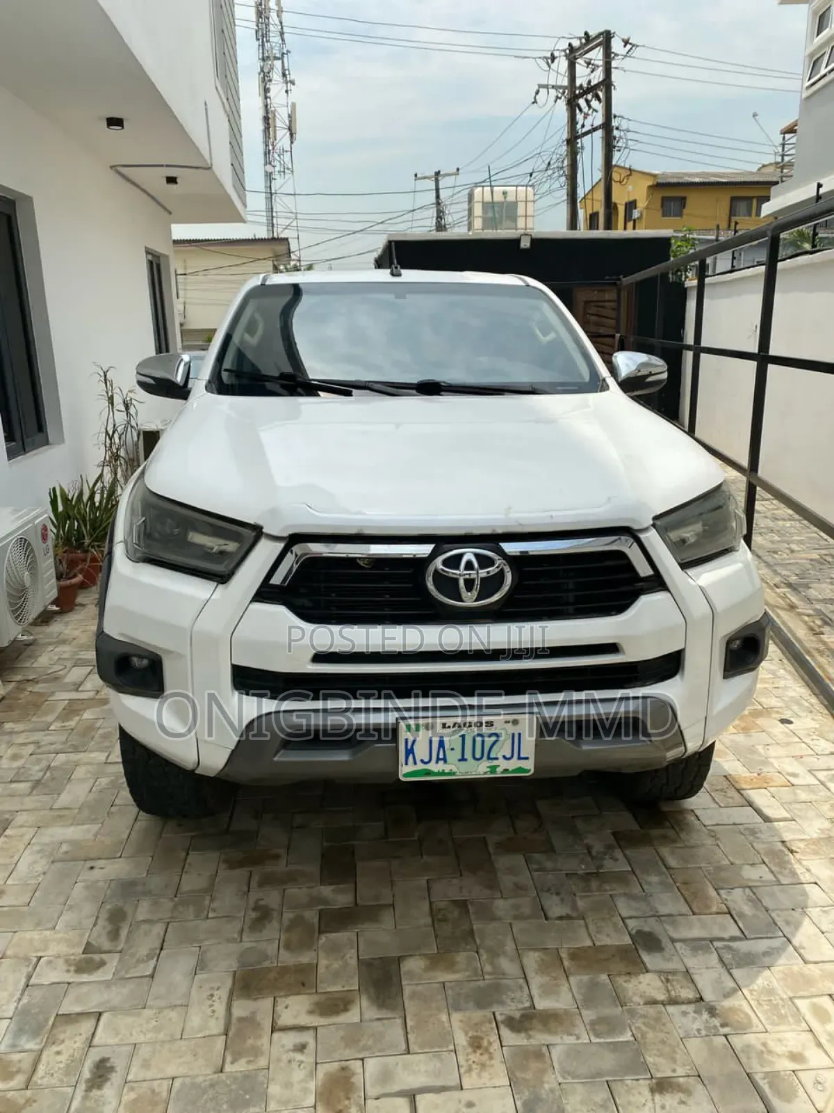 Toyota Hilux WORKMATE 4x4 2016 White