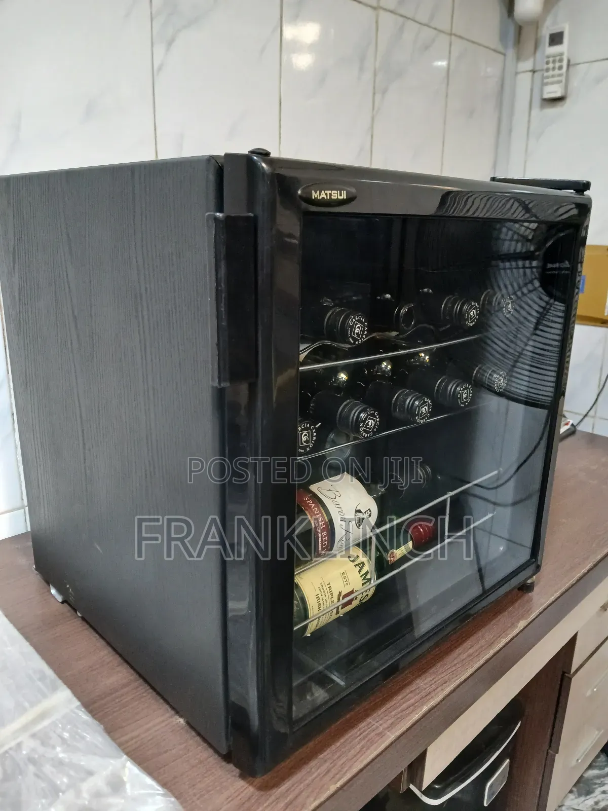 Matsui Mini Wine Chiller.