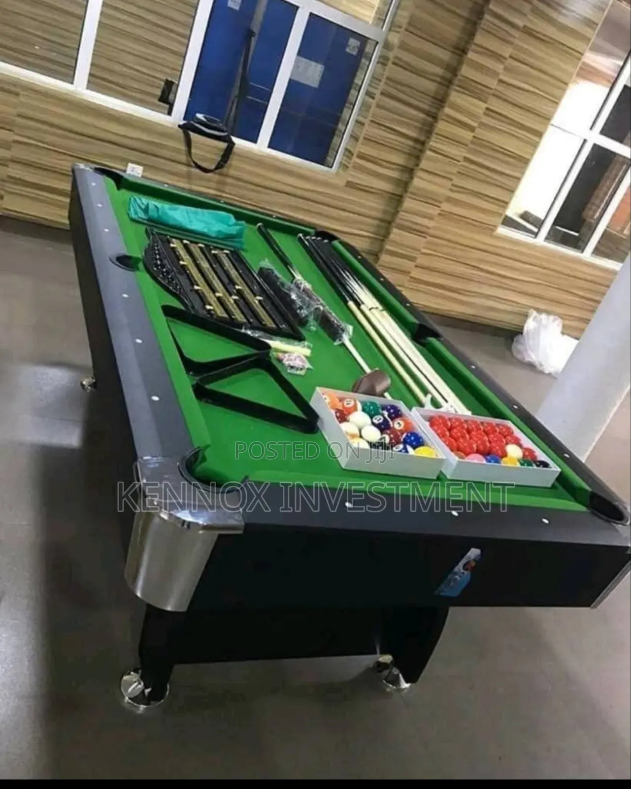 Snooker Board With Complete Accessories 