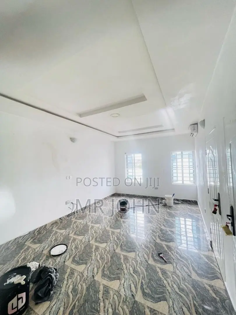 2bdrm Apartment in Owolabi Pr, Lekki for rent