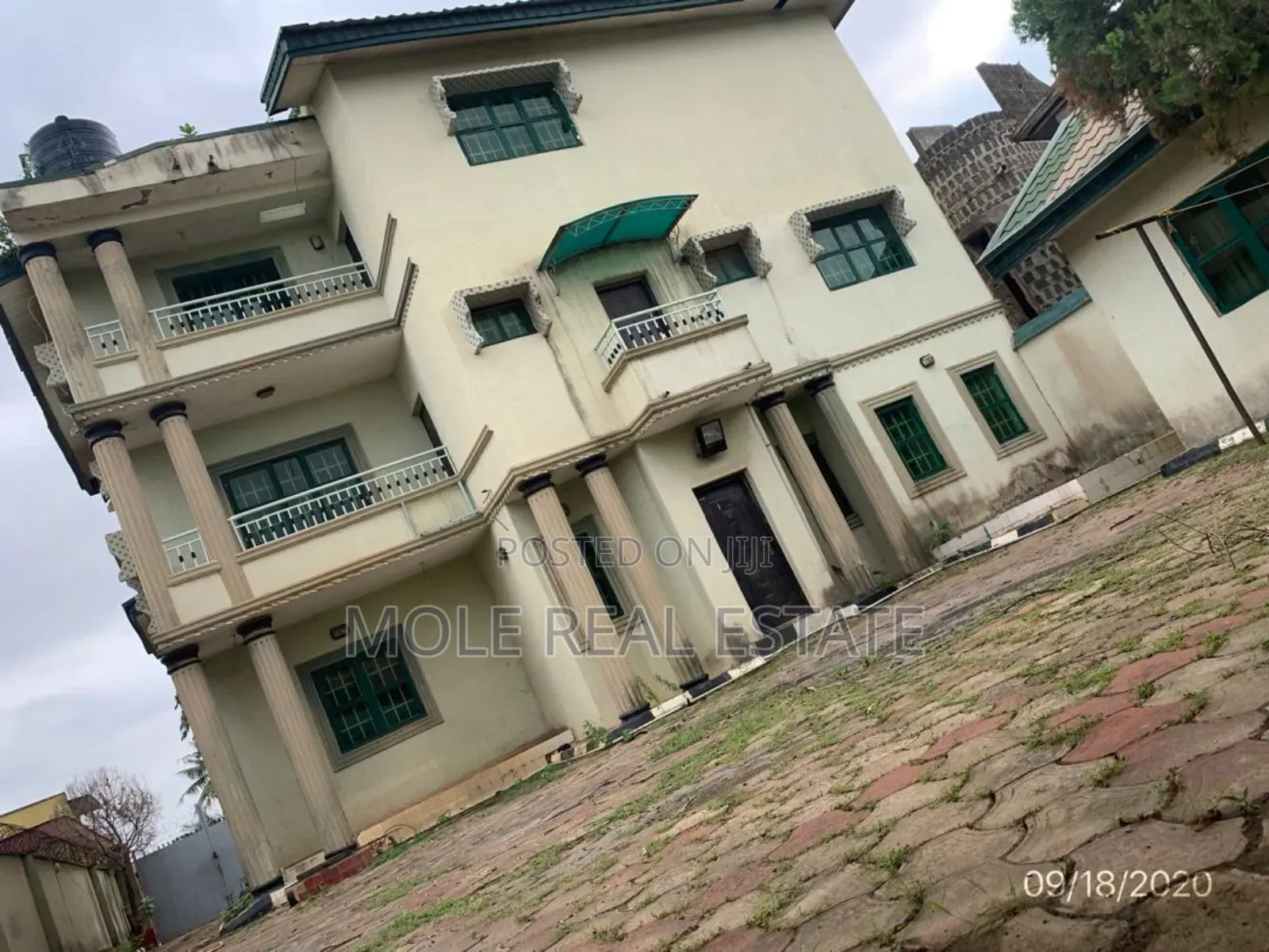Furnished 6bdrm Duplex in Unity Estate Egbeda for sale