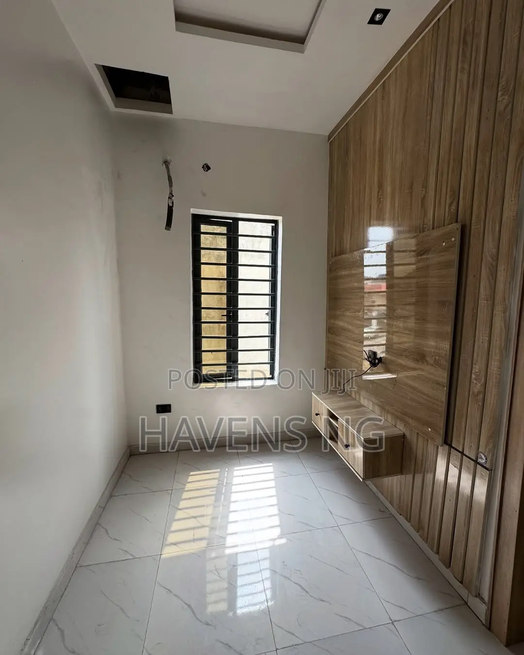 4bdrm Duplex in Osapa london for sale