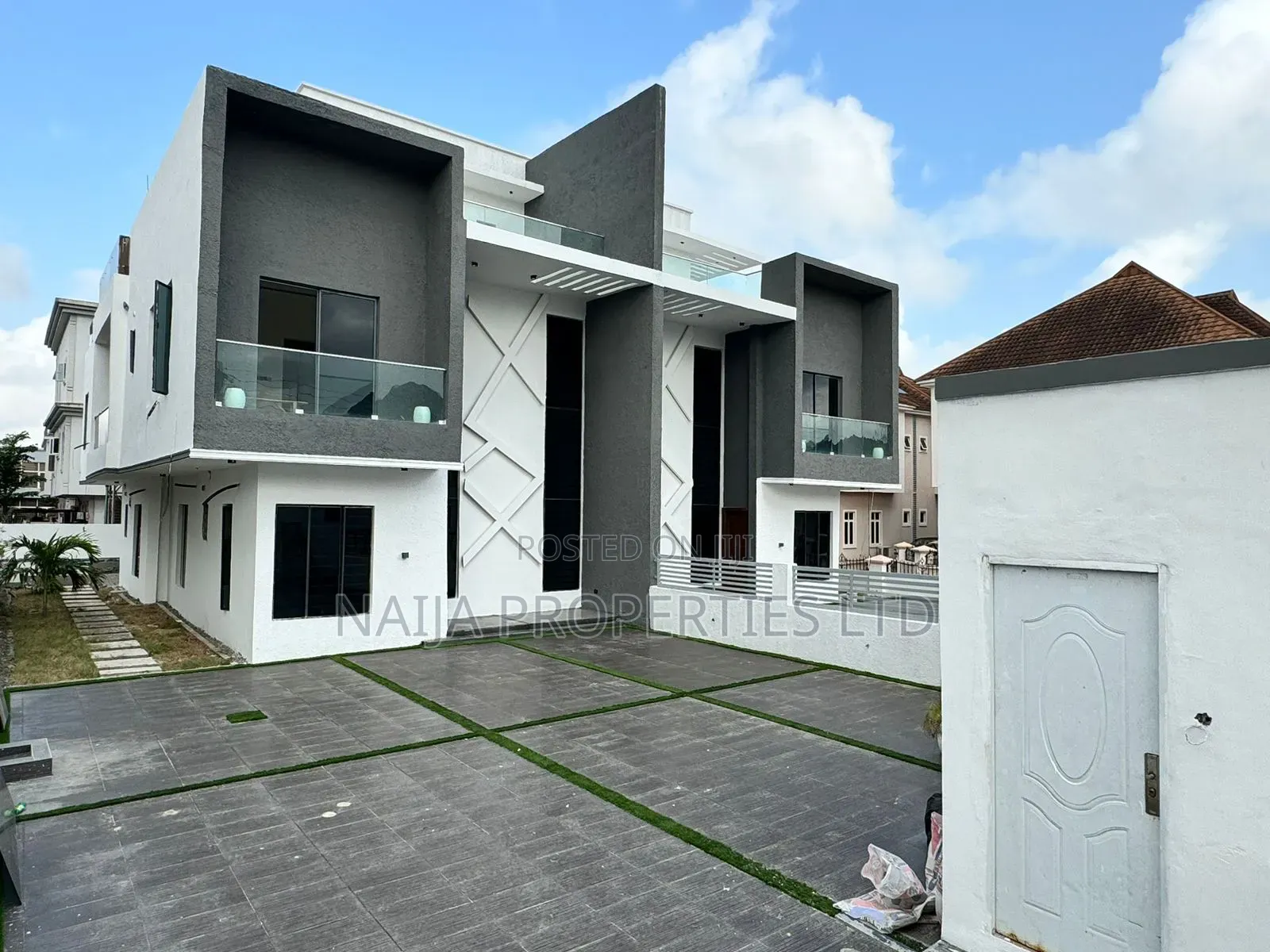 5bdrm Duplex in Victory Park Estate, Lekki for sale