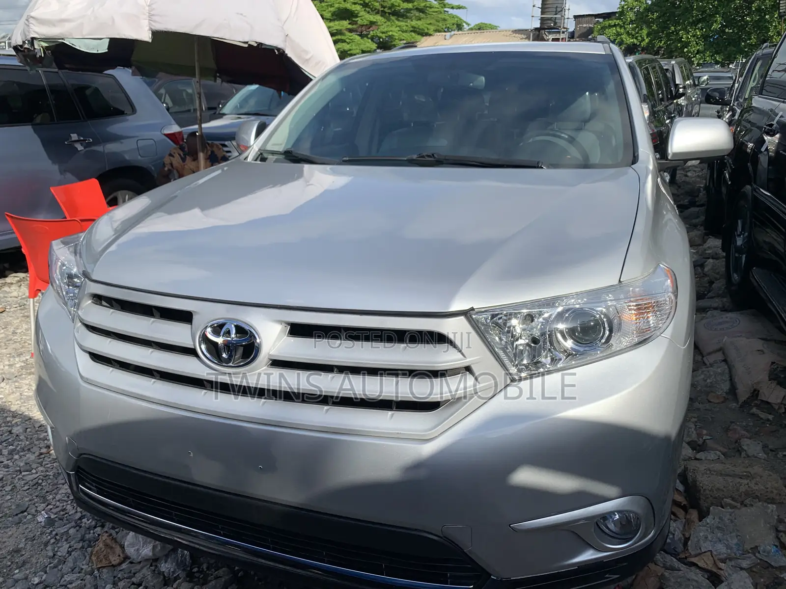 Toyota Highlander Limited 3.5l 4WD 2013 Silver