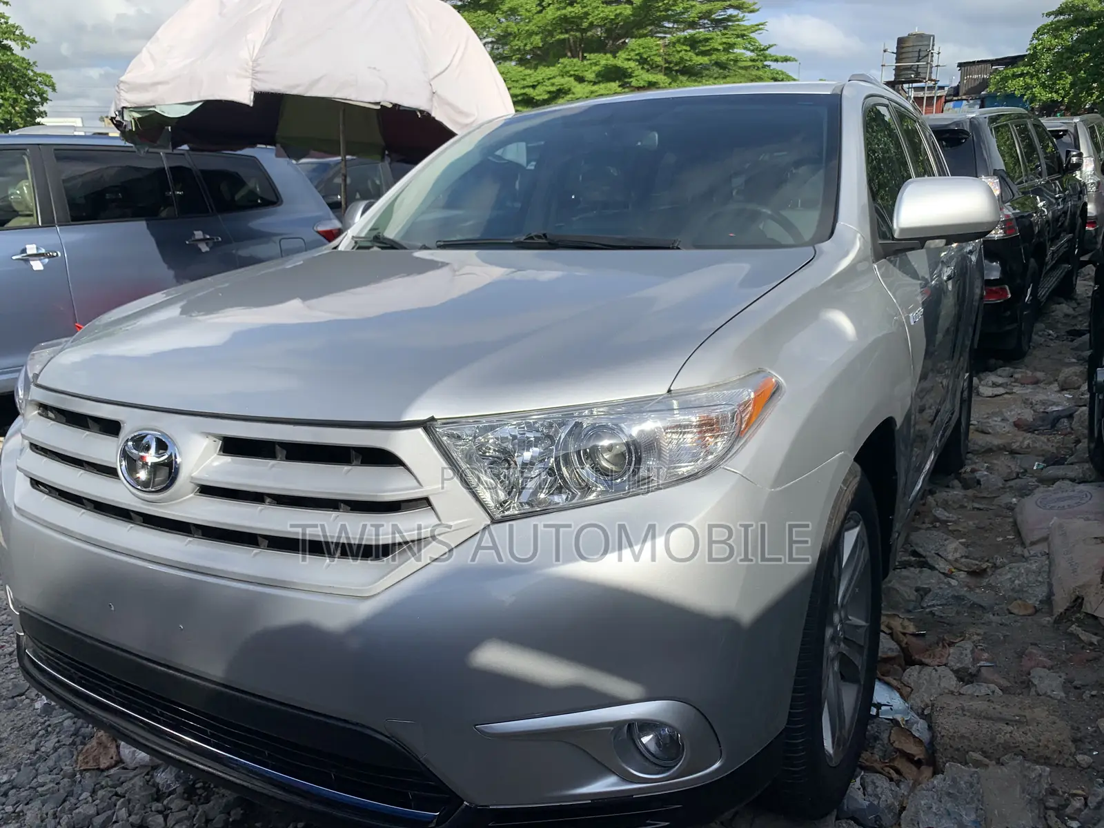 Toyota Highlander Limited 3.5l 4WD 2013 Silver