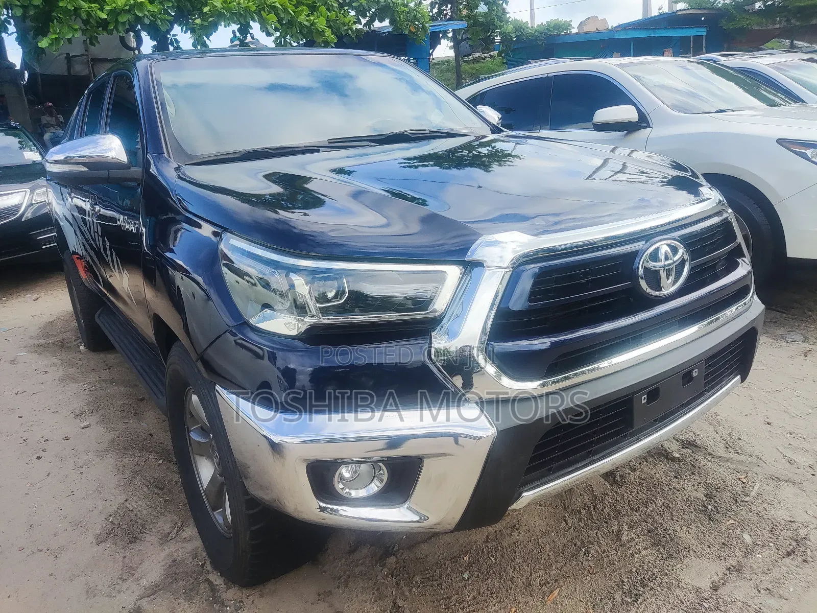 Toyota Hilux 2019 Blue