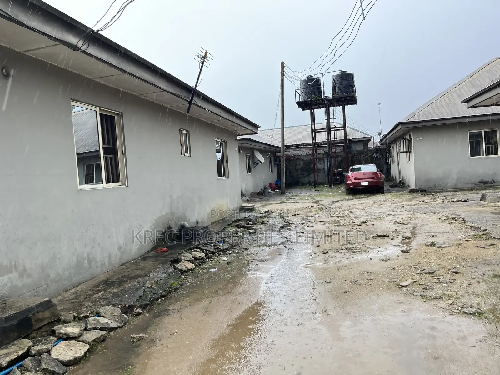2bdrm Block of Flats in 10Units @Nkpolu, Rumuahalu for sale