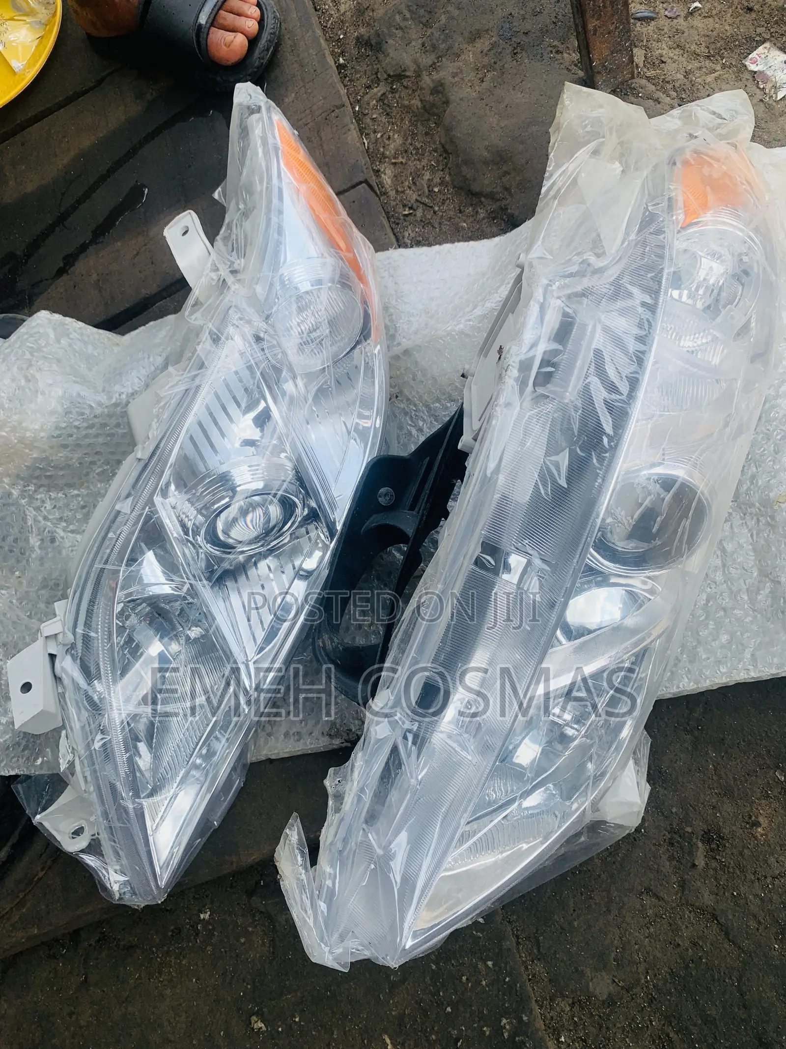 Set of Head Lamp Cammry 07 08
