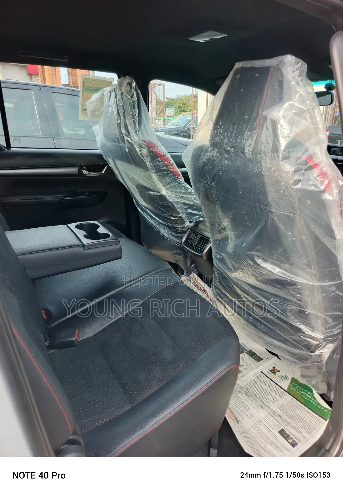 New Toyota Hilux 2022 White