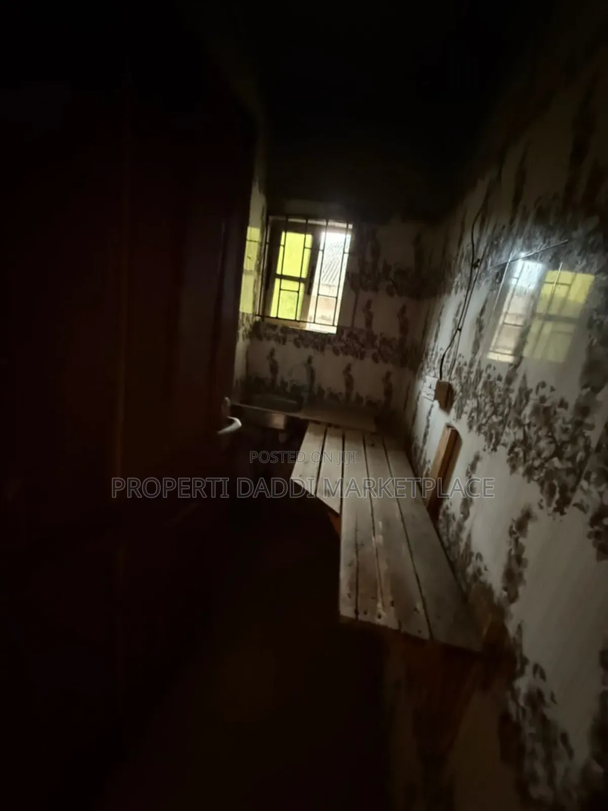 4bdrm Bungalow in Ayobo for sale