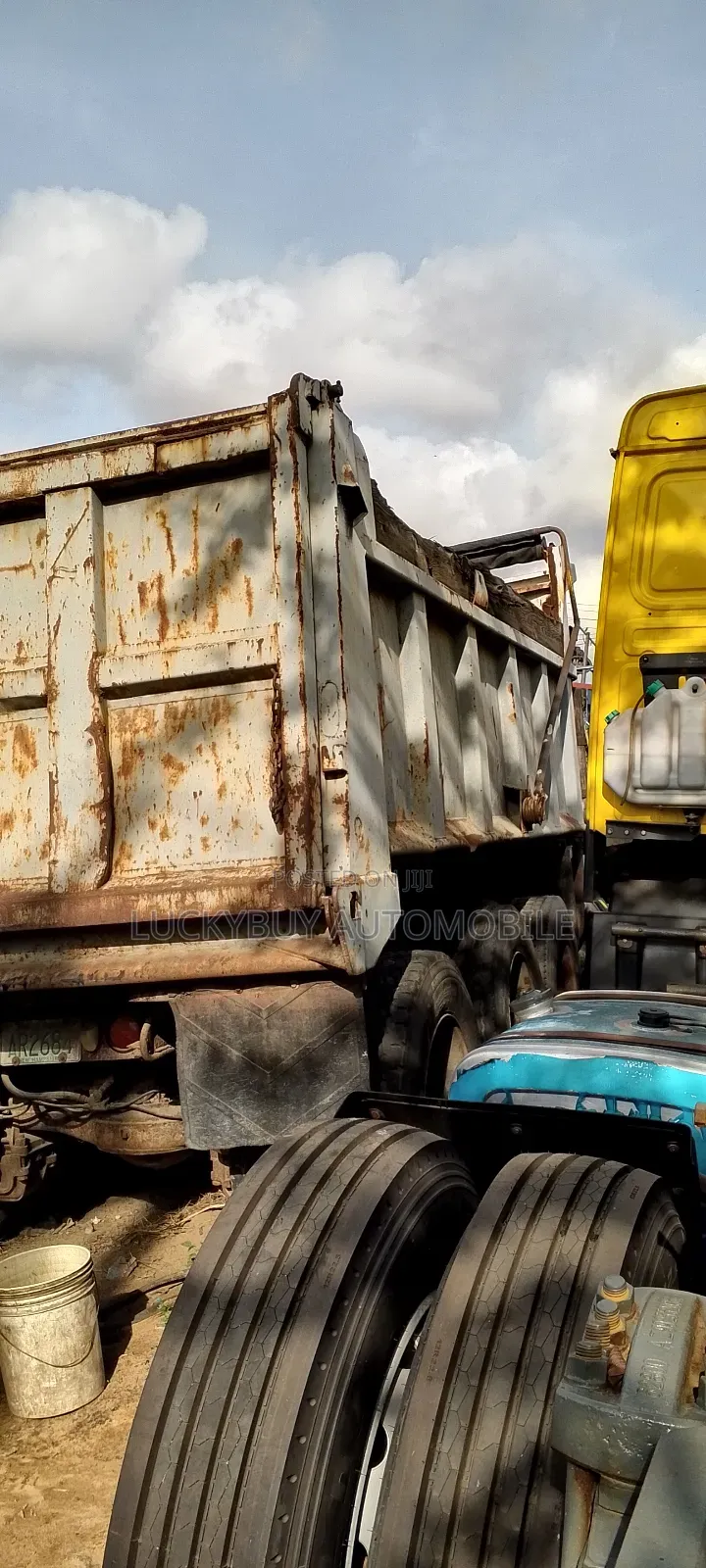 Mack R Model 14 Tires Tipper