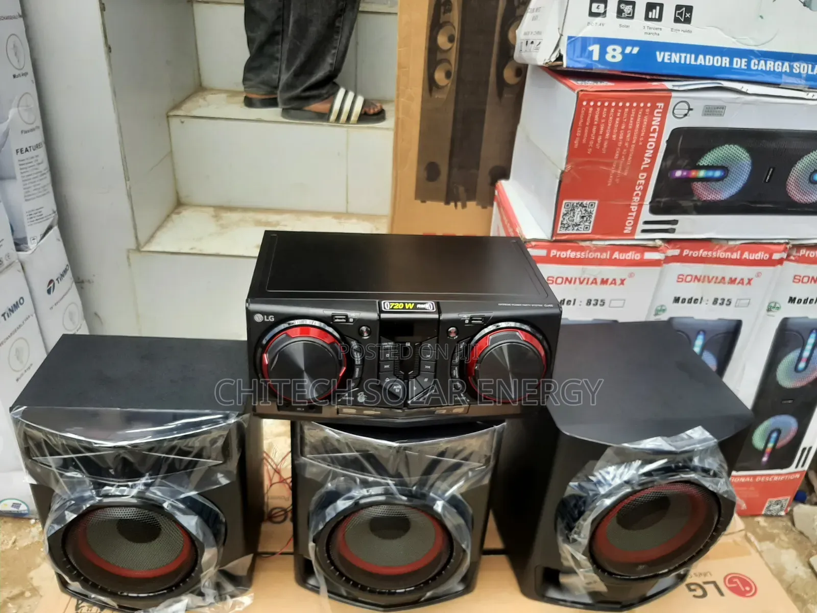 Lg X Boom 720w
