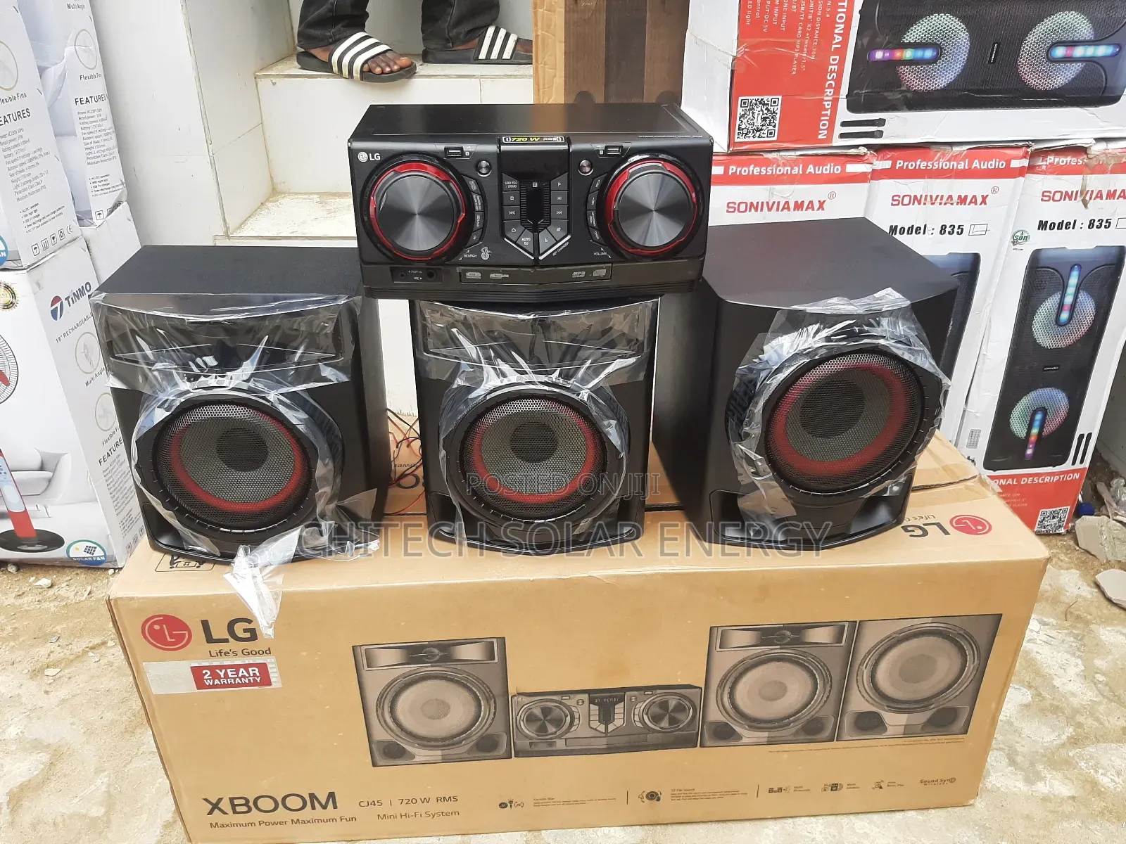 Lg X Boom 720w