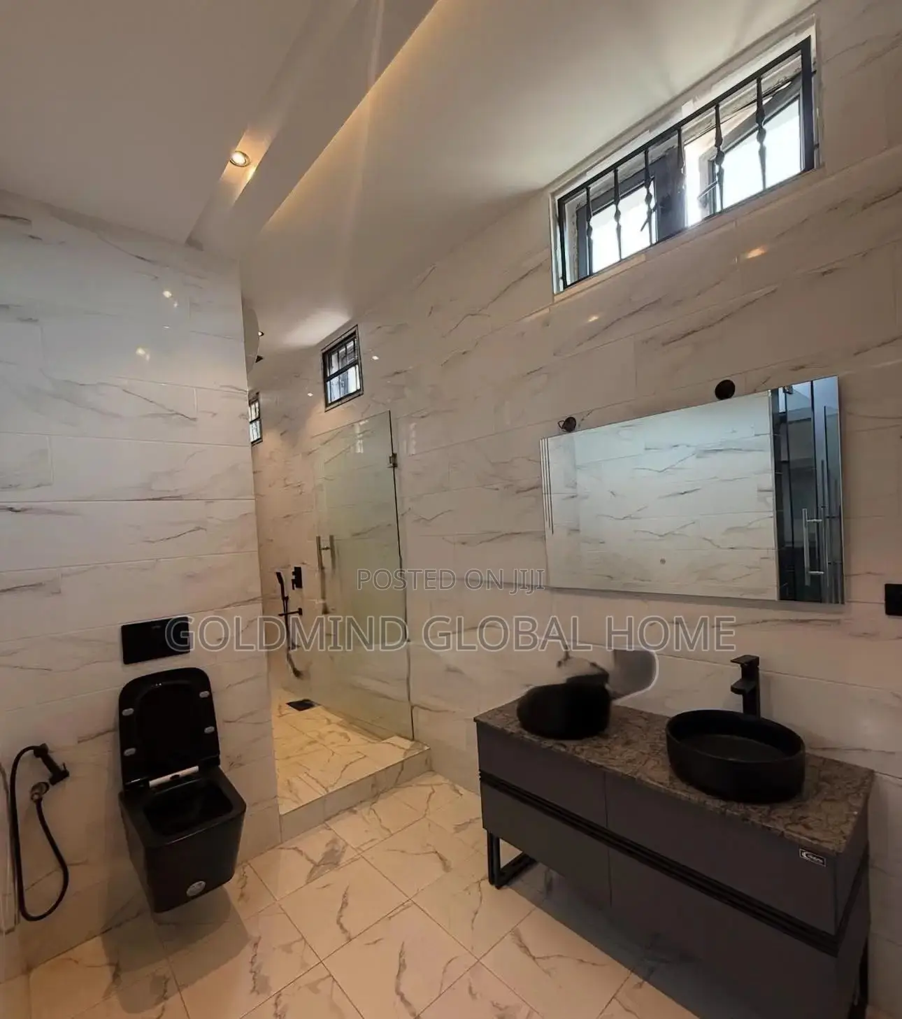 4bdrm Duplex in River Park, FHA for sale