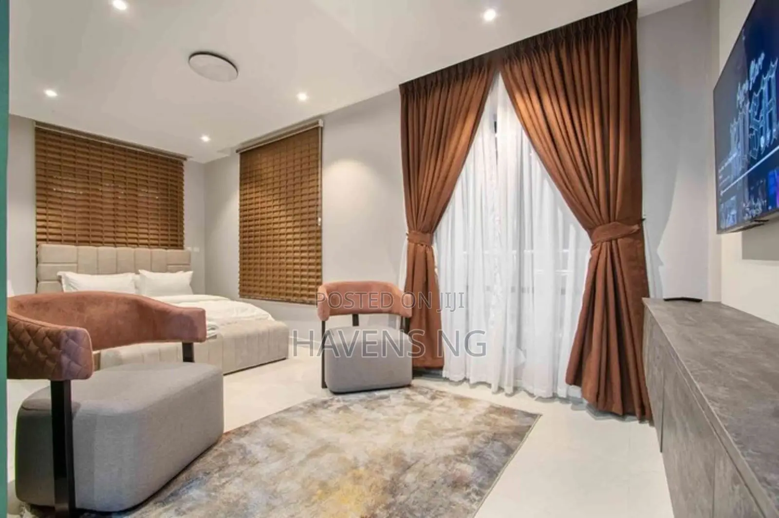 Luxurious 2-Bedroom Apartment With Private Swimming Pool