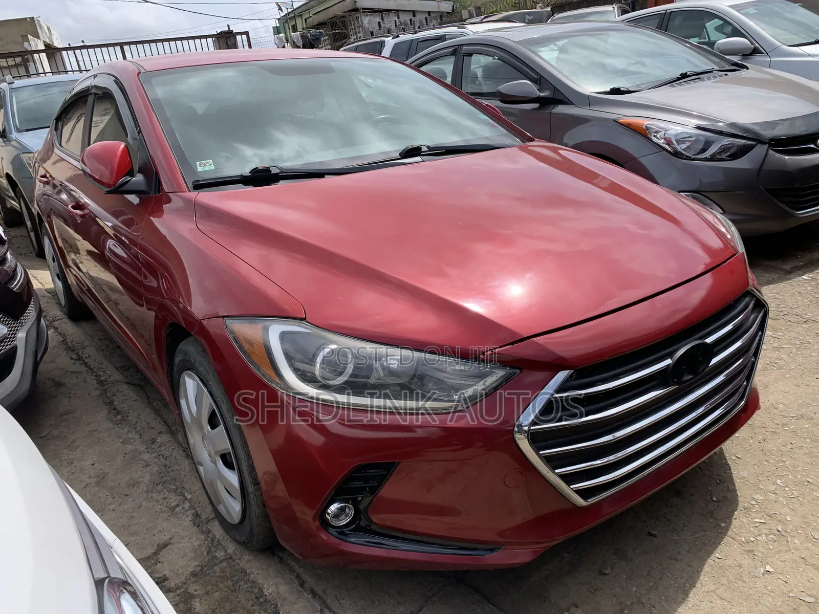 Hyundai Elantra ECO 2018 Red