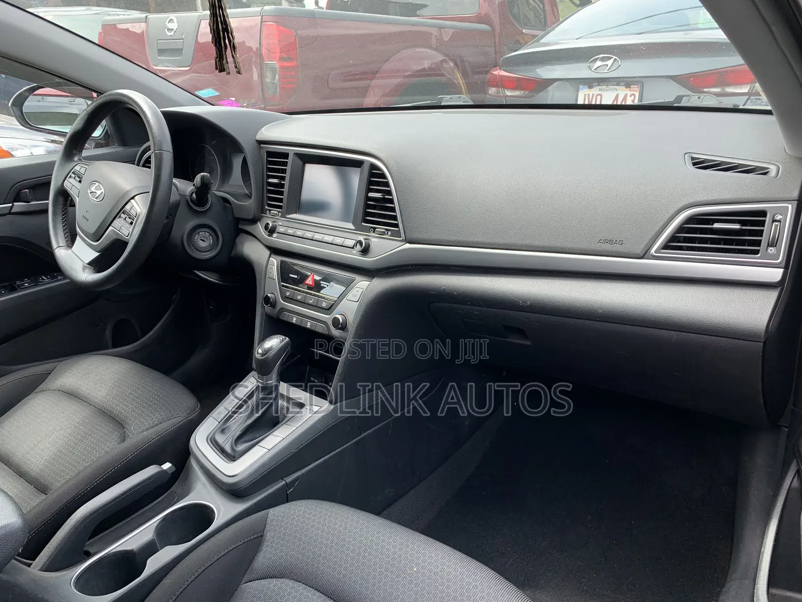 Hyundai Elantra ECO 2018 Red