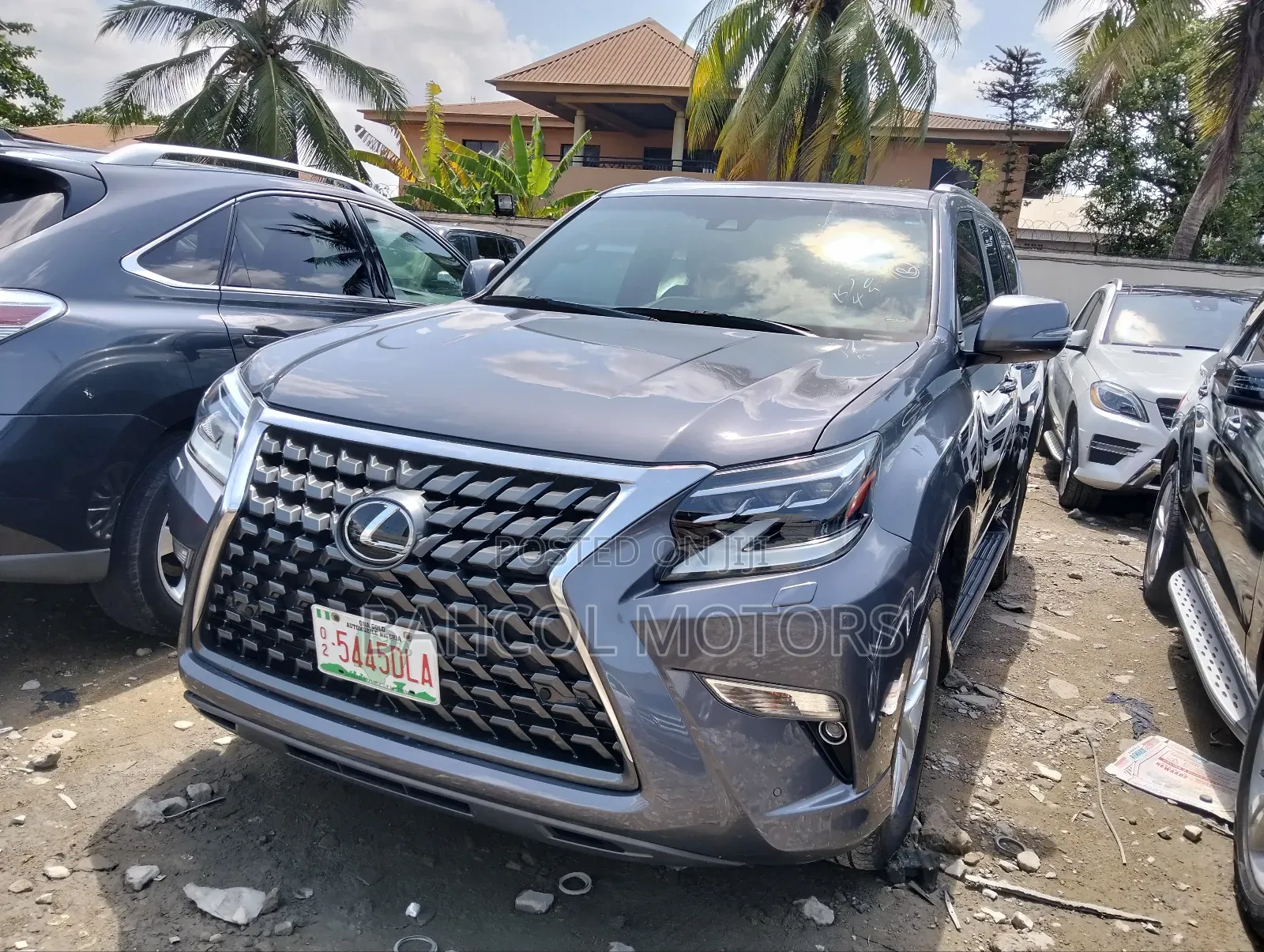 Lexus GX 460 AWD 2022 Gray