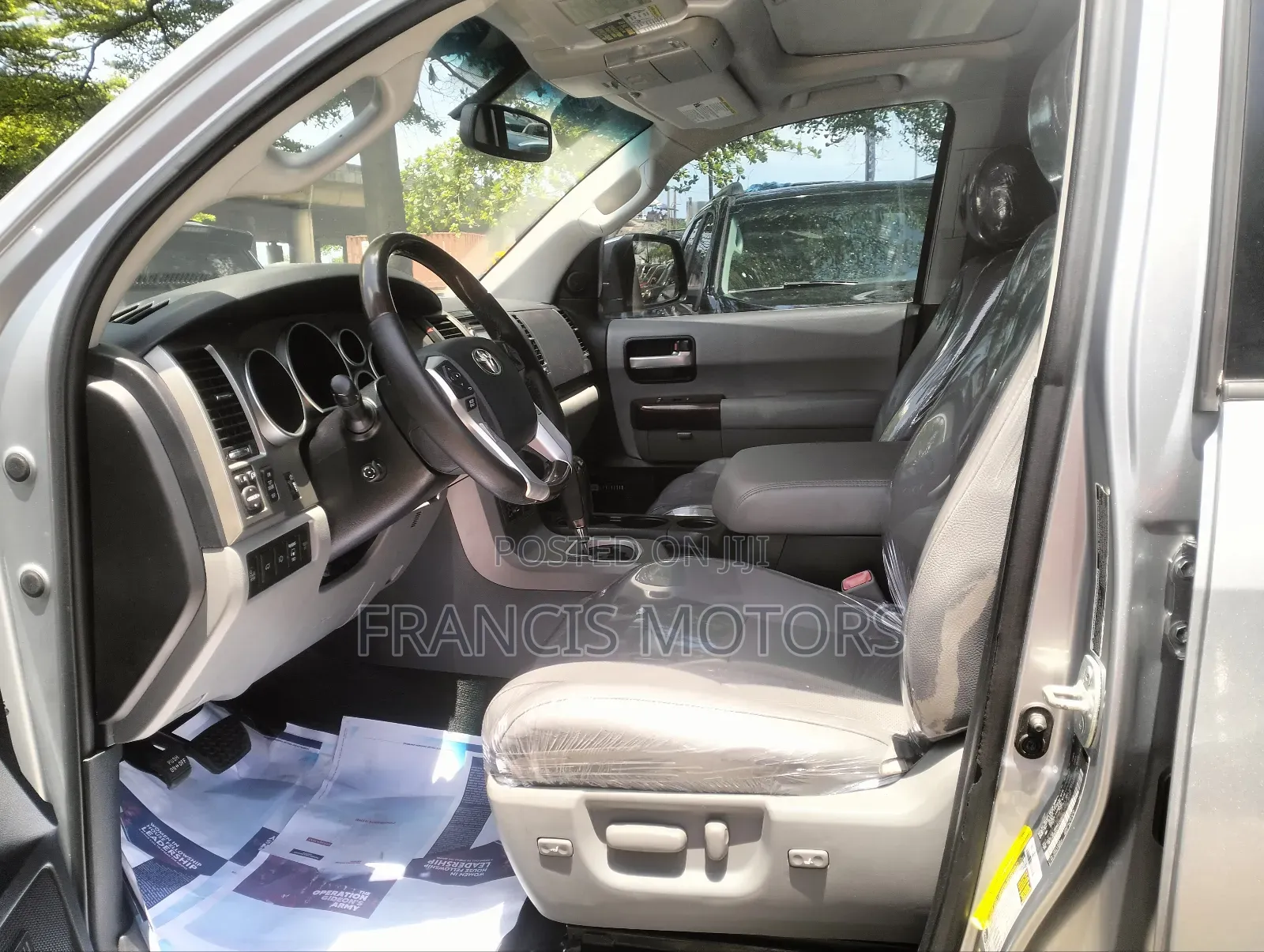 Toyota Sequoia Platinum 4x4 2018 Silver