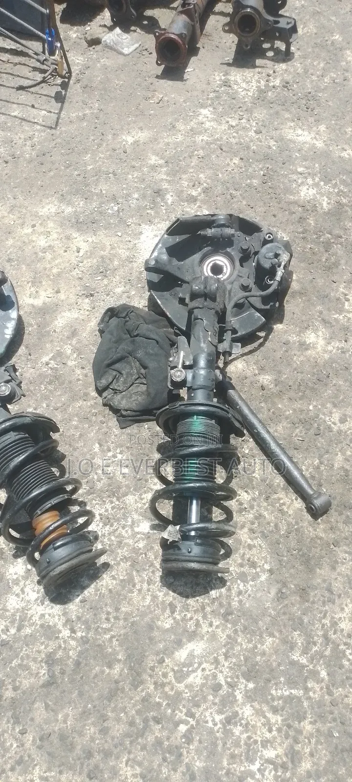 Front Shocks Ford Escape 2013