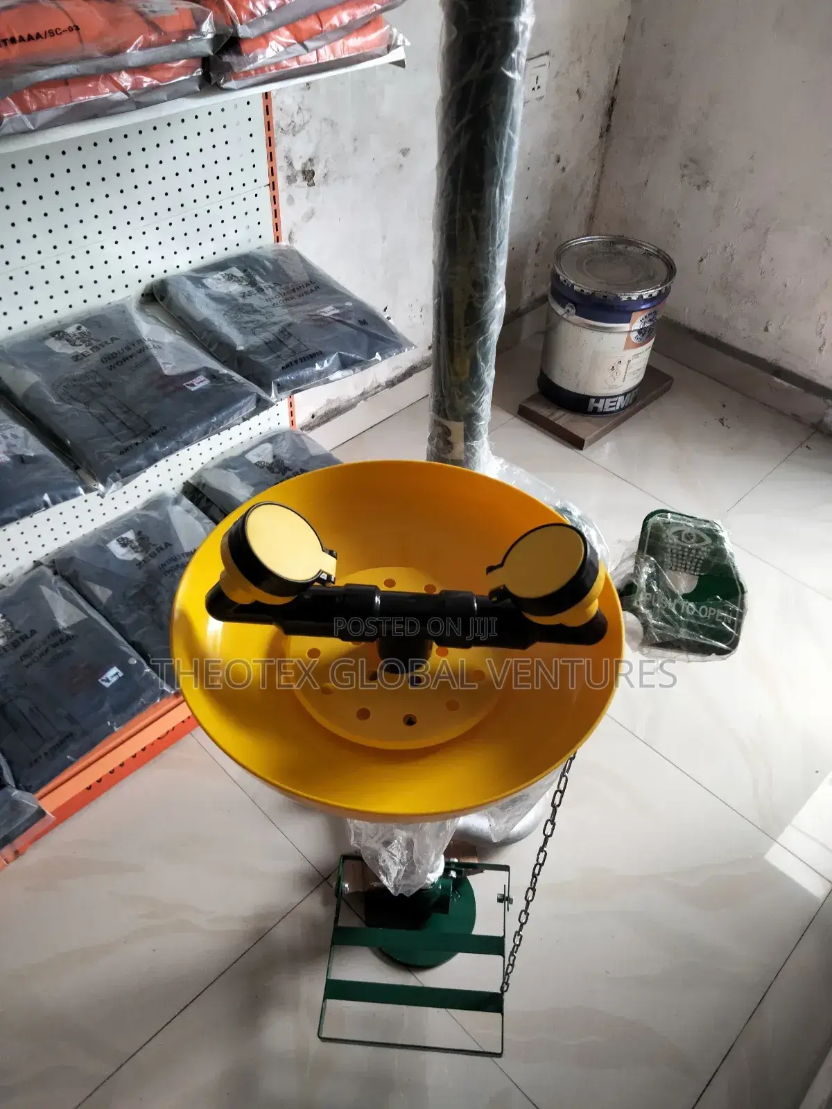 Emergency Eye Wash Shower