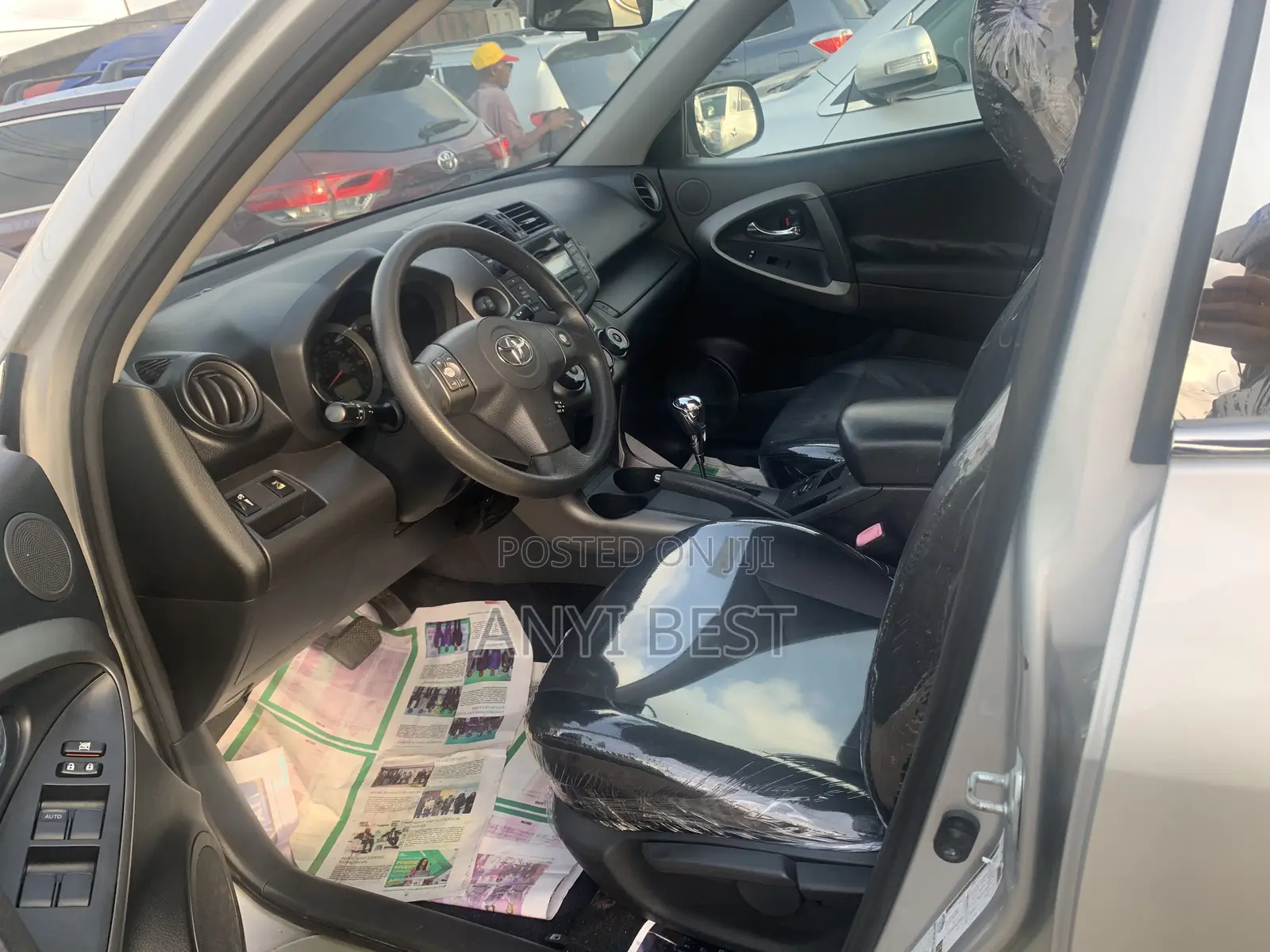 Toyota RAV4 2010 Silver