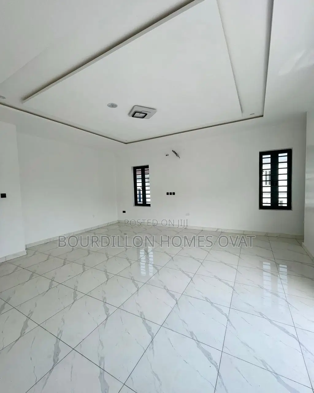 4bdrm Duplex in Ologolo for sale