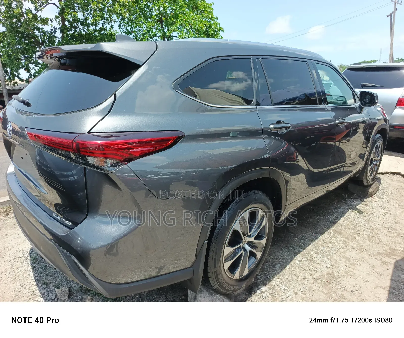 Toyota Highlander 2021 Gray